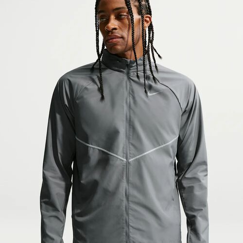 Nike Chaqueta Miler Repel con protección UV