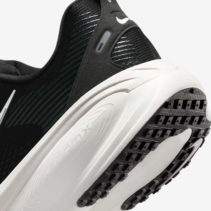 Nike Vomero 18, NEGRO, hi-res image number null
