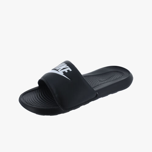 Nike Victori One