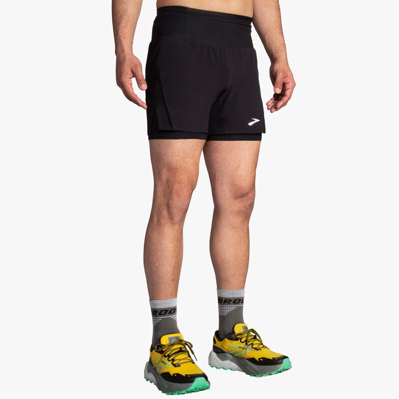 Brooks High Point 5" 2-in-1 Short 2.0, NEGRO, hi-res image number null