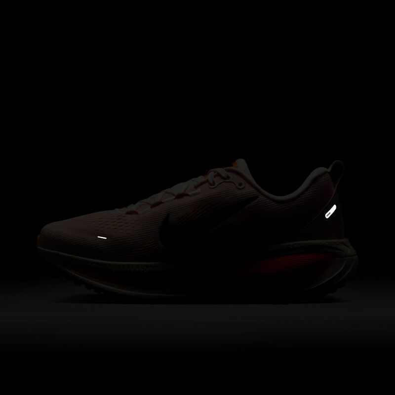 Nike Vomero 18, BLANCO, hi-res image number null