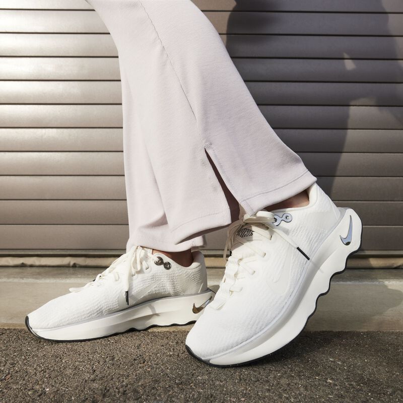 Nike Motiva, BLANCO, hi-res image number null