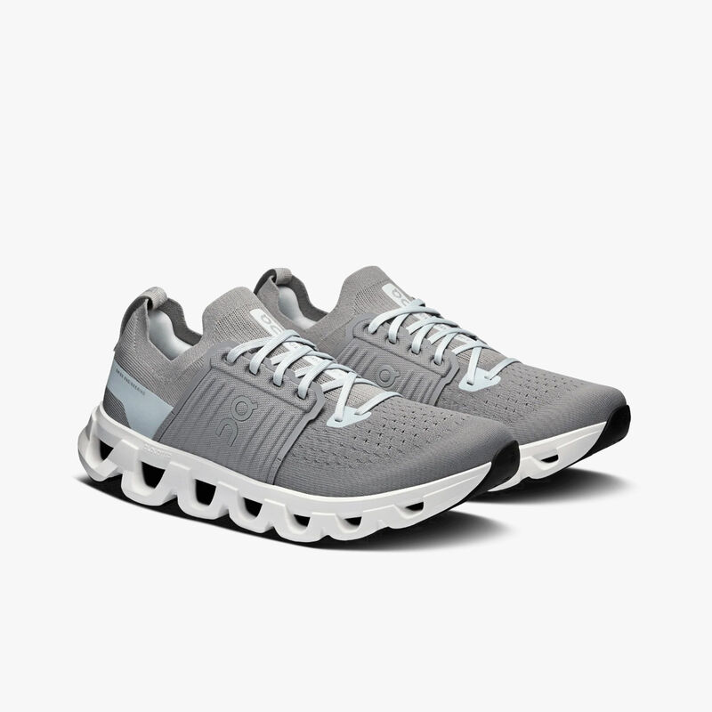 On Zapatillas Cloudswift 4, GRIS, hi-res image number null
