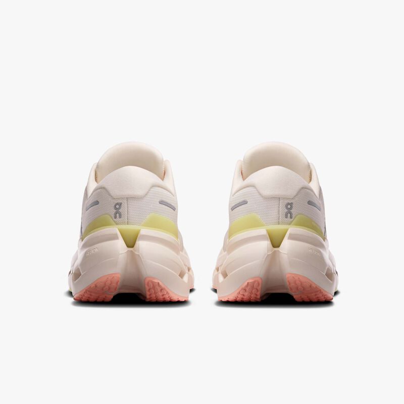 On Zapatillas Cloudrunner 3, SURTIDO, hi-res image number null