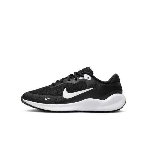 Nike Revolution 7