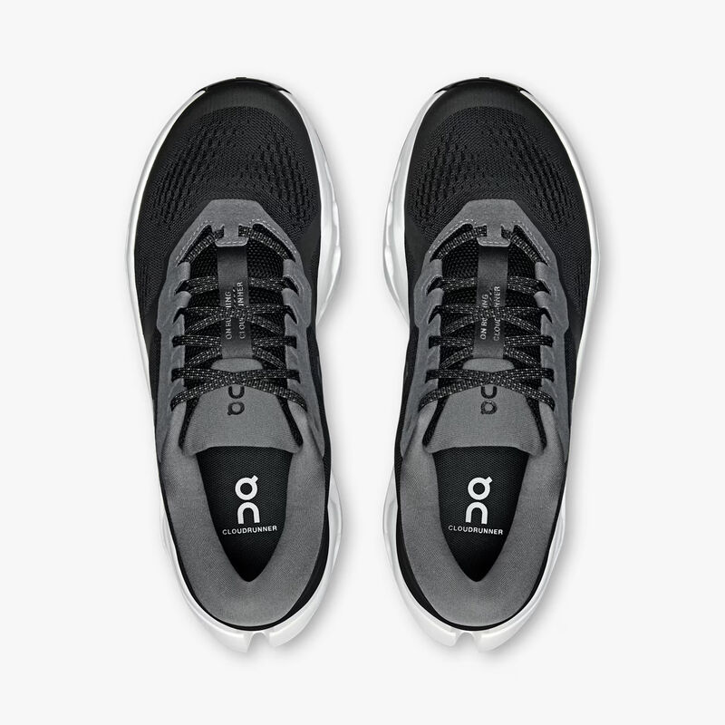 On Zapatillas Cloudrunner 3, NEGRO, hi-res image number null