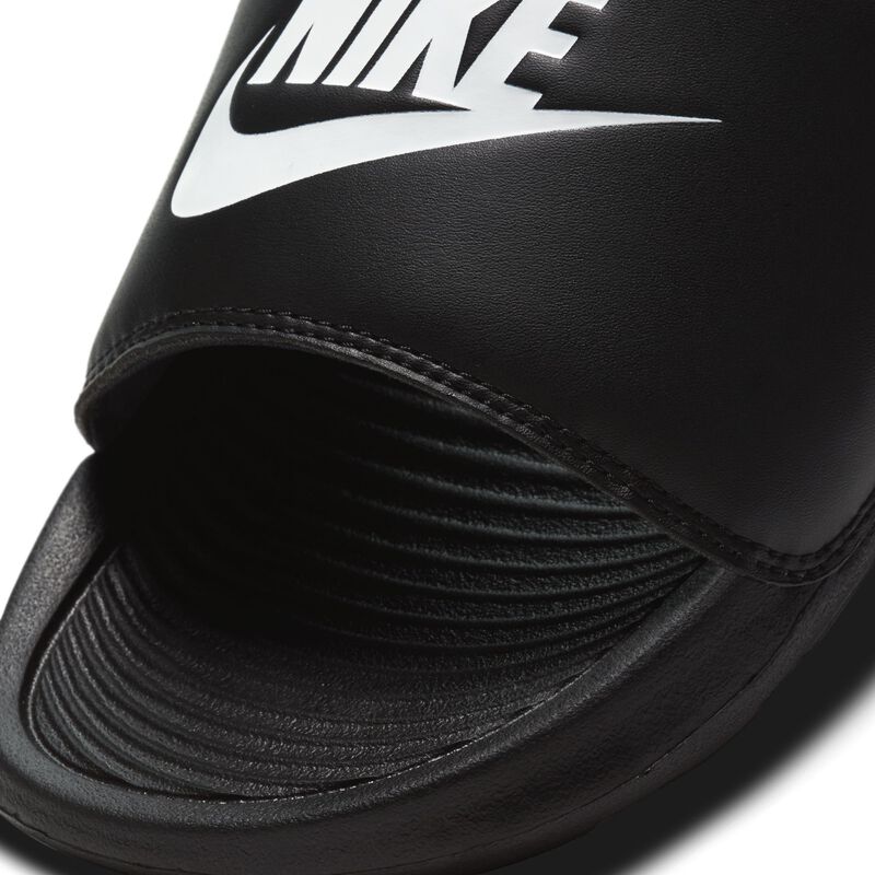 Nike Victori One, NEGRO, hi-res image number null