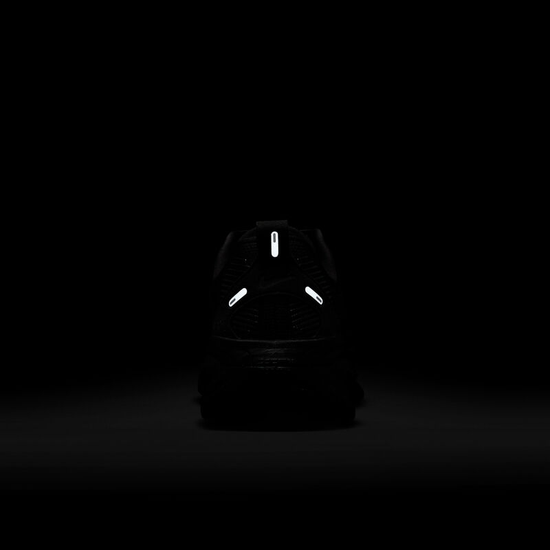 Nike Vomero 18, NEGRO, hi-res image number null