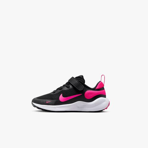 Nike Revolution 7