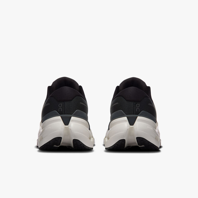 On Zapatillas Cloudrunner 3, SURTIDO, hi-res image number null