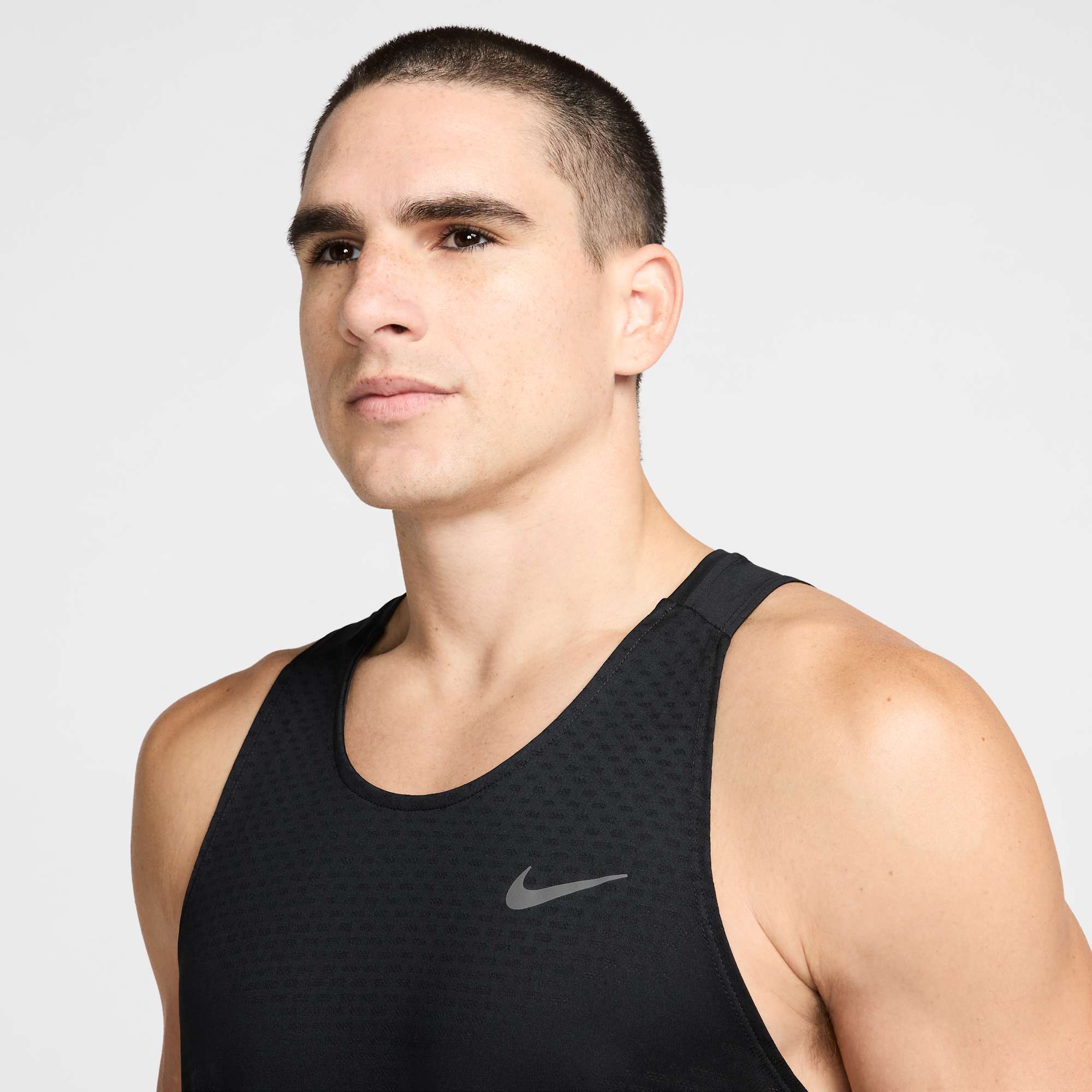 Nike Polera para correr Stride, NEGRO, hi-res