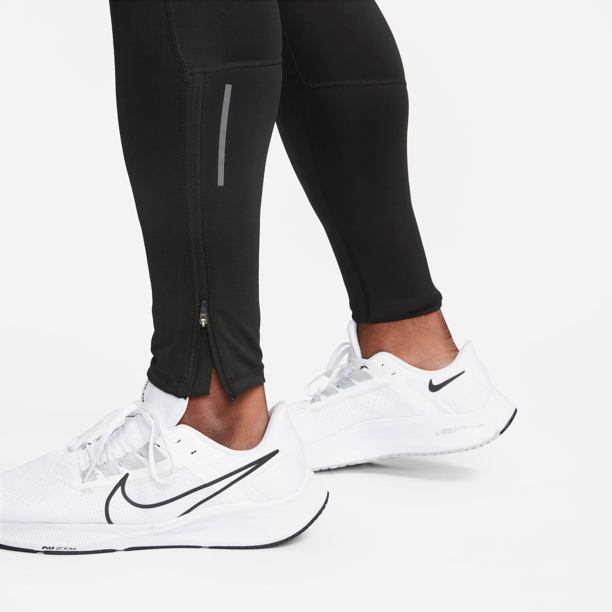 Nike Dri-FIT Challenger, NEGRO, hi-res