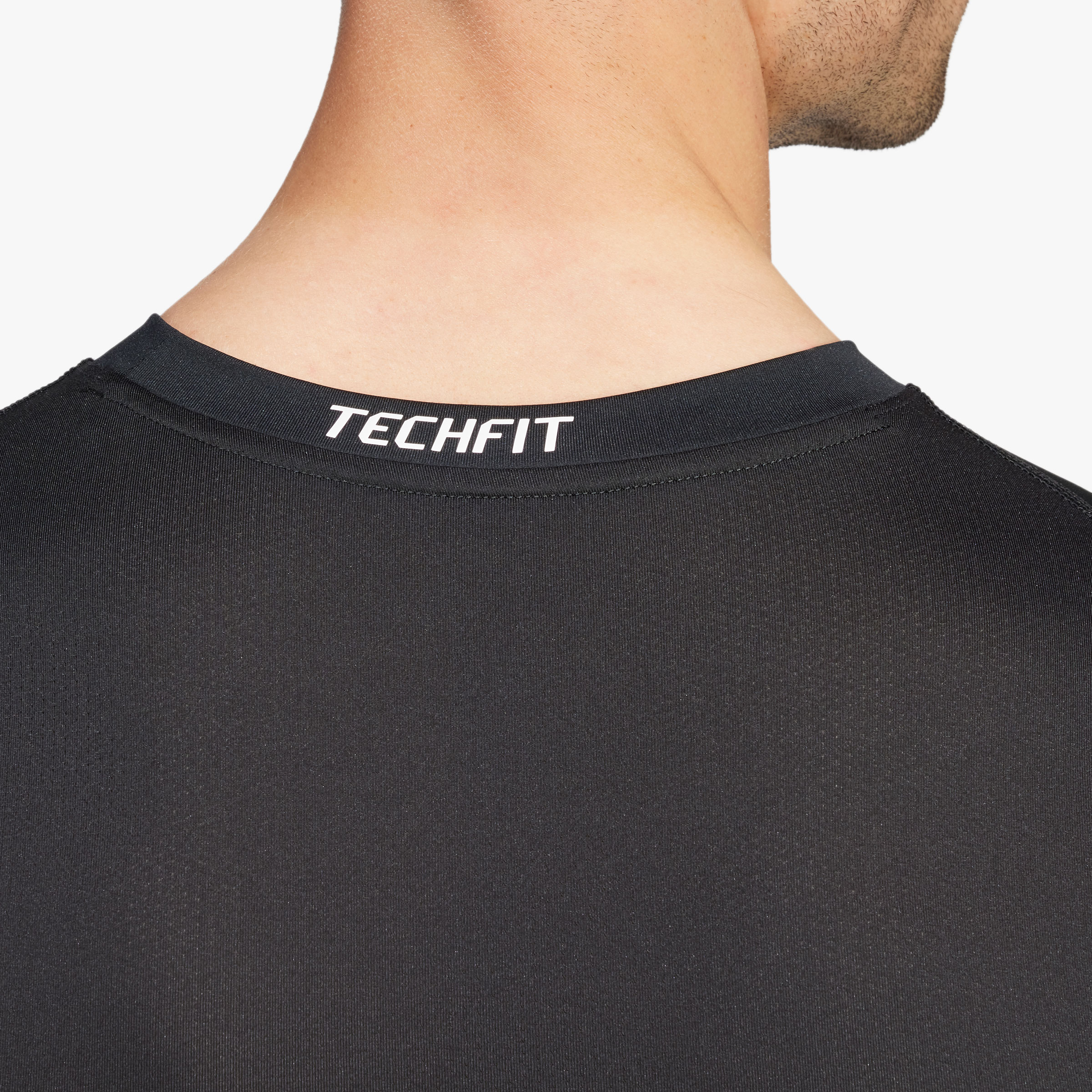adidas Polera Compresi&oacute;n Techfit, NEGRO, hi-res