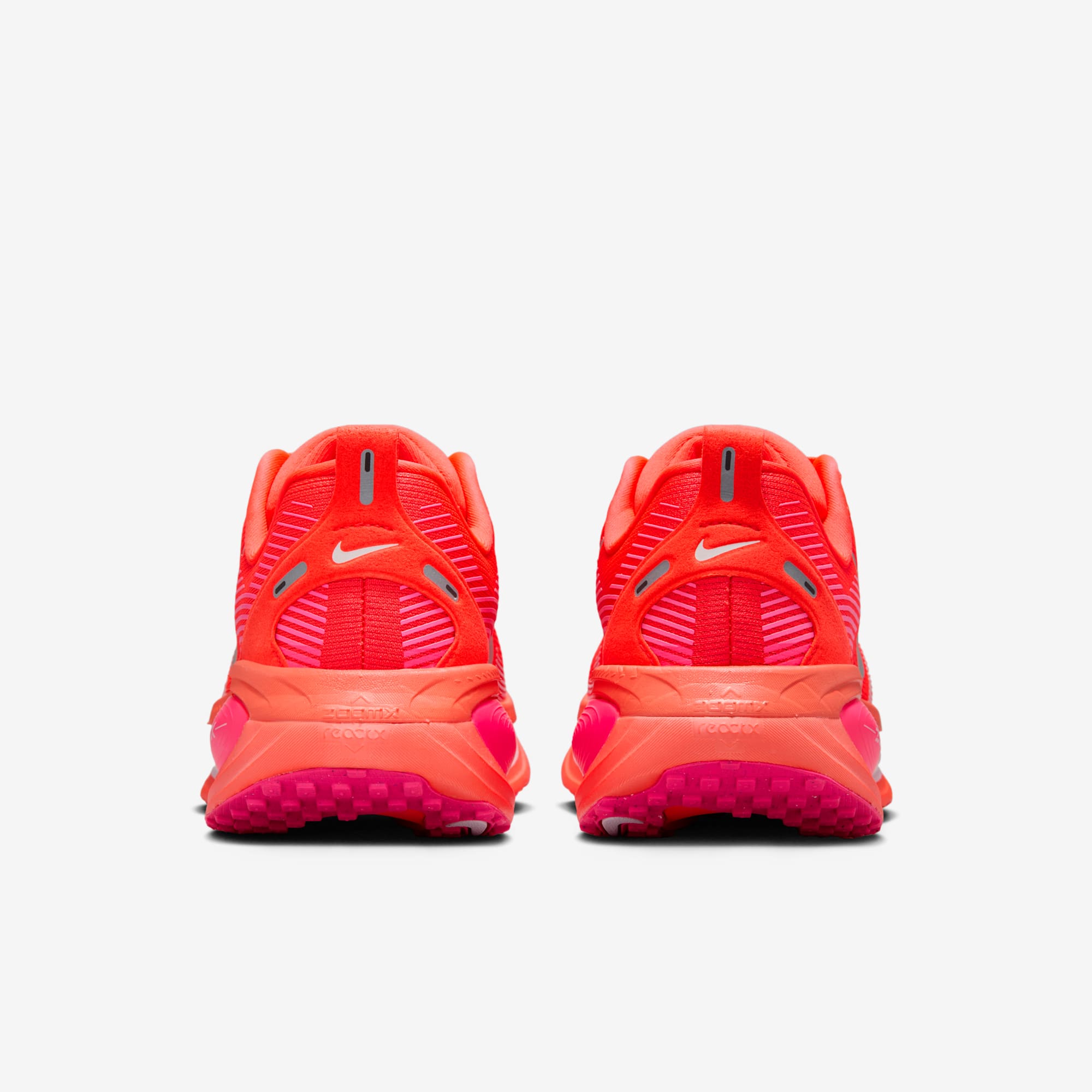Nike Zapatillas Vomero 18, ROJO, hi-res
