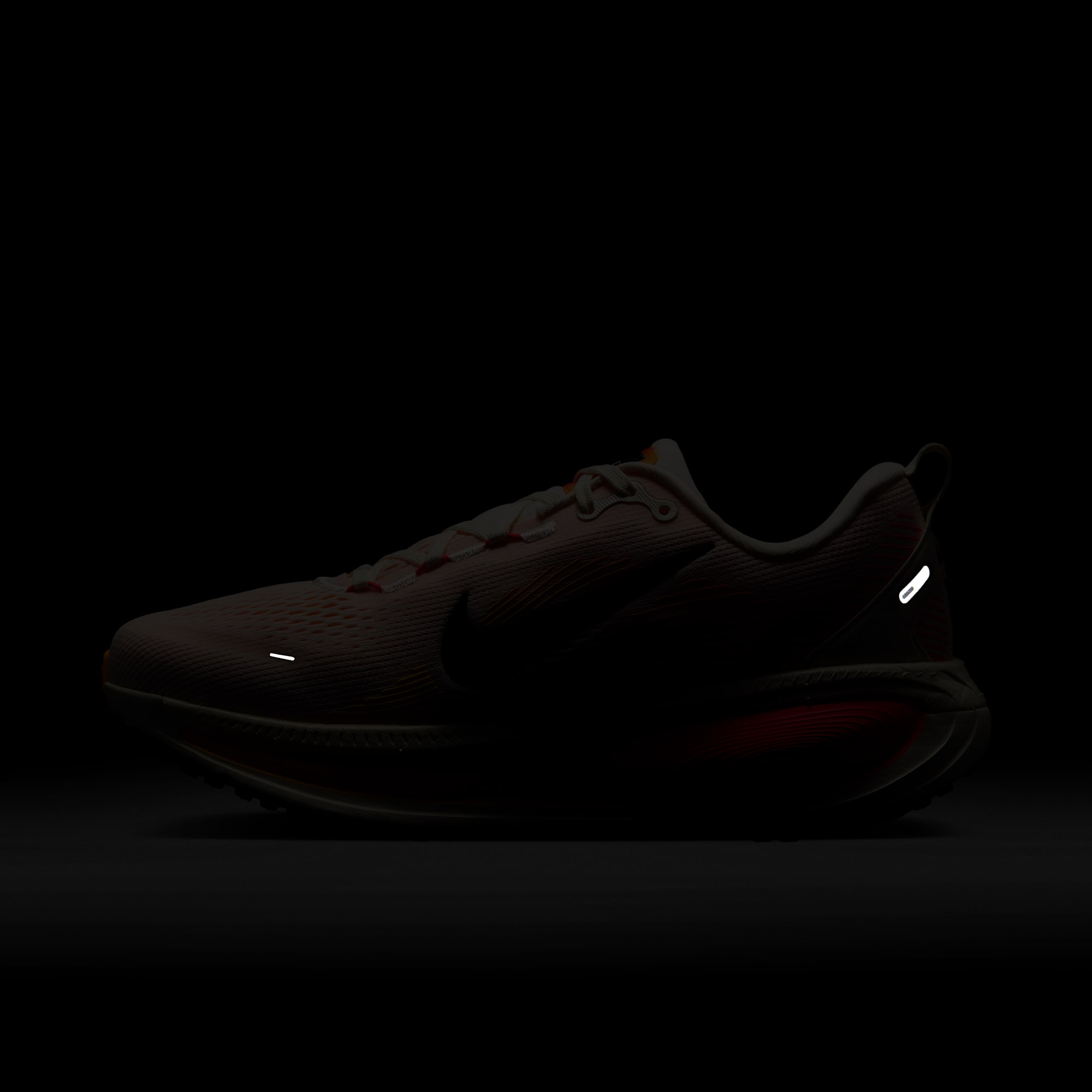 Nike Vomero 18, BLANCO, hi-res