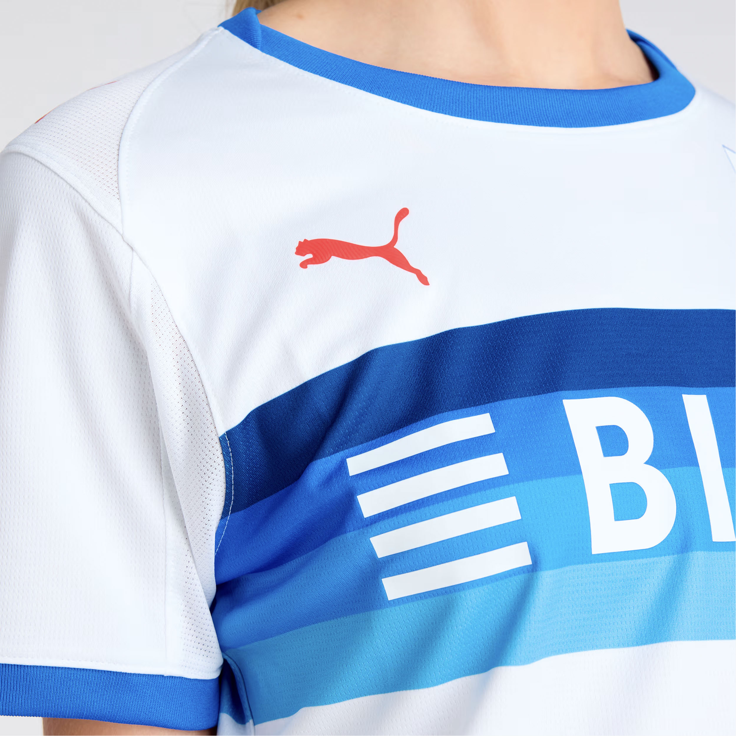 Puma Camiseta Universidad Cat&oacute;lica 2026 Local Mujer, BLANCO, hi-res