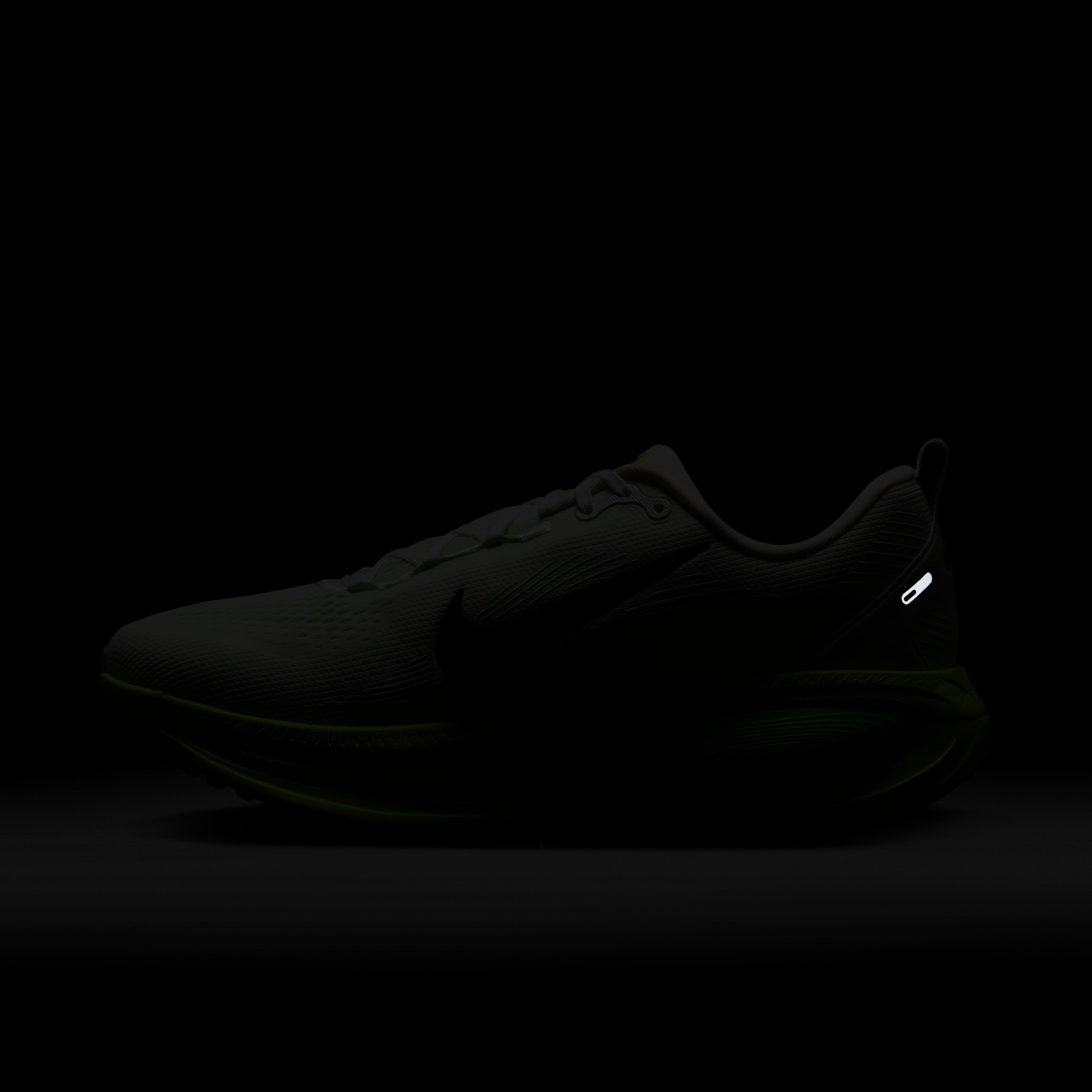 Nike Vomero 18, BLANCO, hi-res