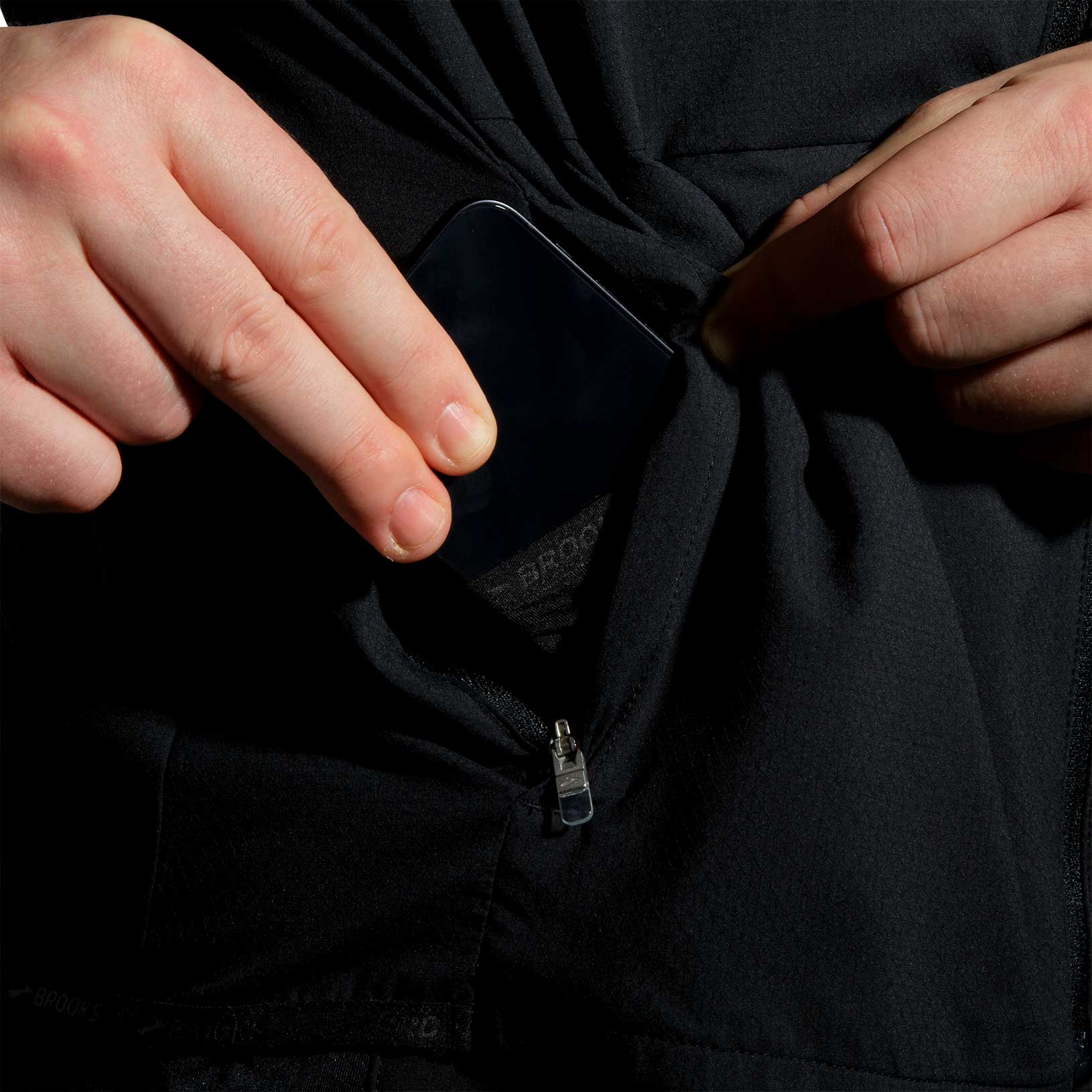Brooks Canopy Jacket, NEGRO, hi-res