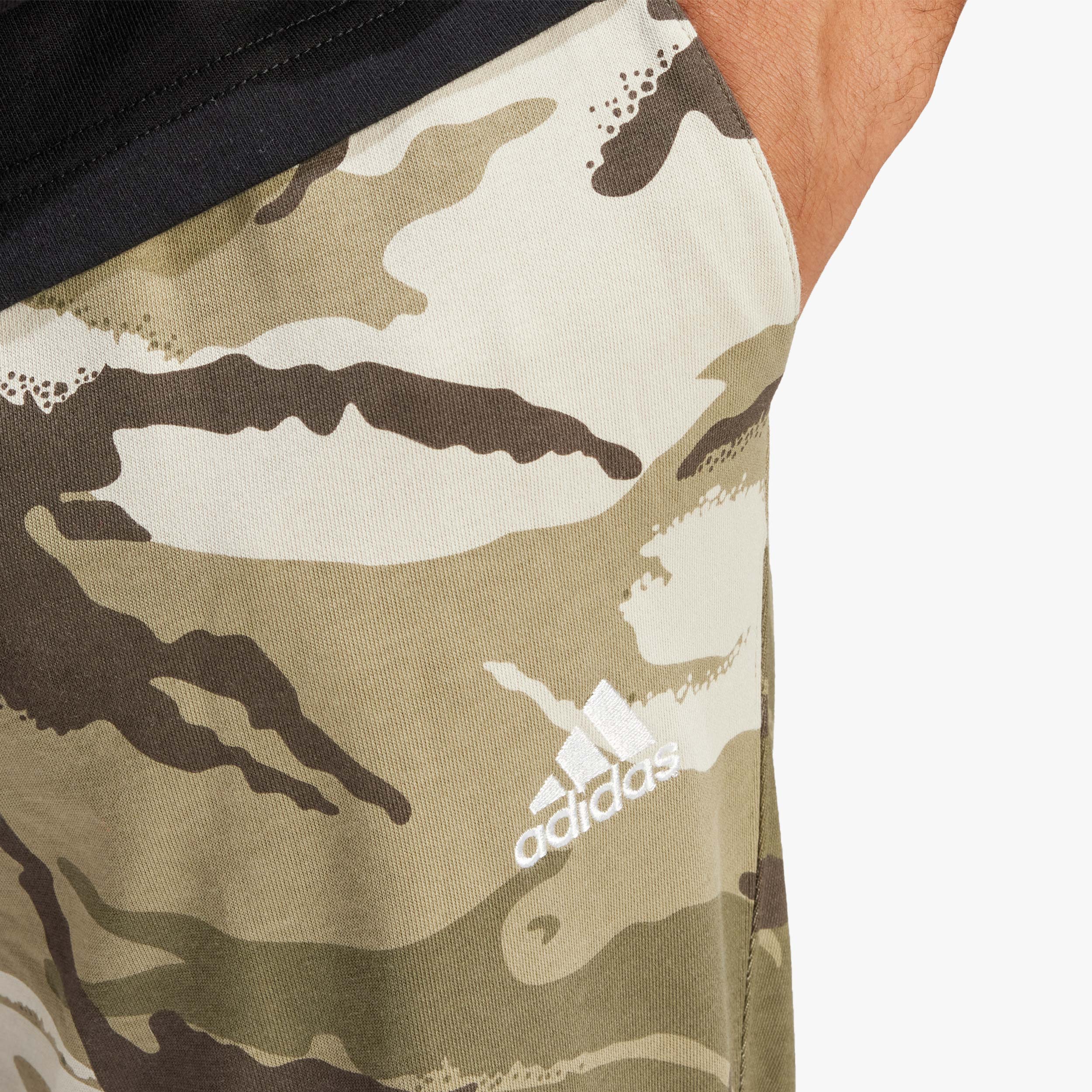 adidas Pantalón Seasonal Essentials Camuflaje, VERDE, hi-res