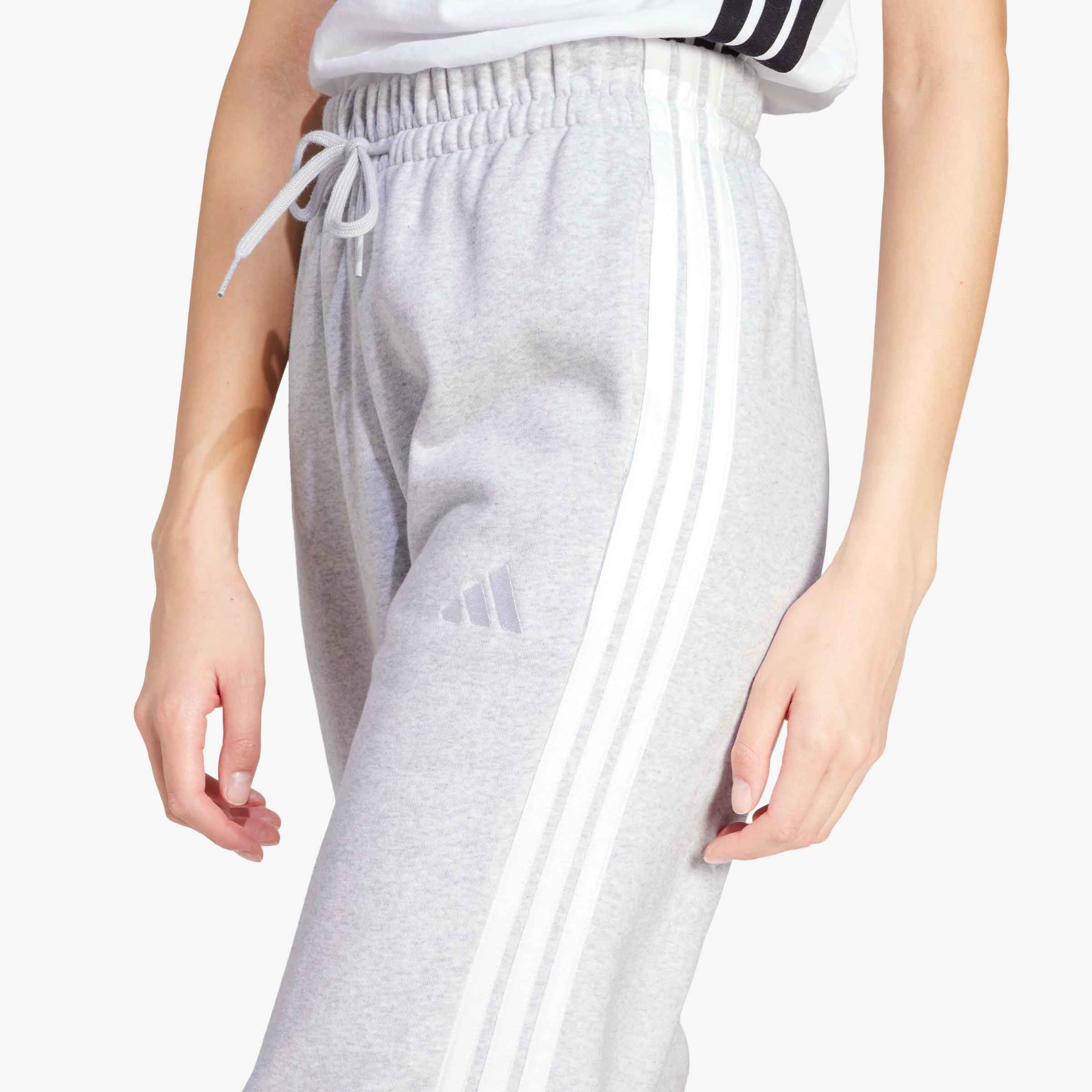 adidas Pantal&oacute;n Essentials Fleece 3 Tiras, GRIS, hi-res