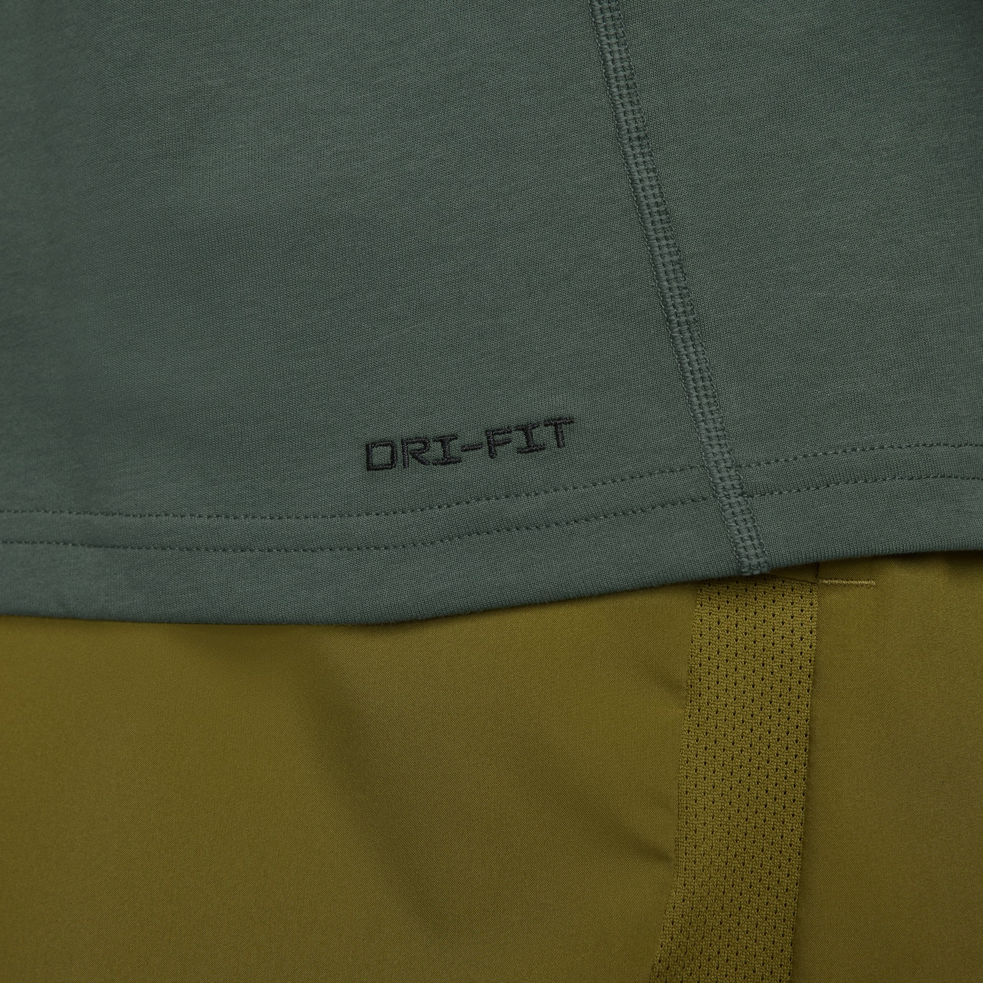 Nike Polera Primary Studio '72, VERDE, hi-res