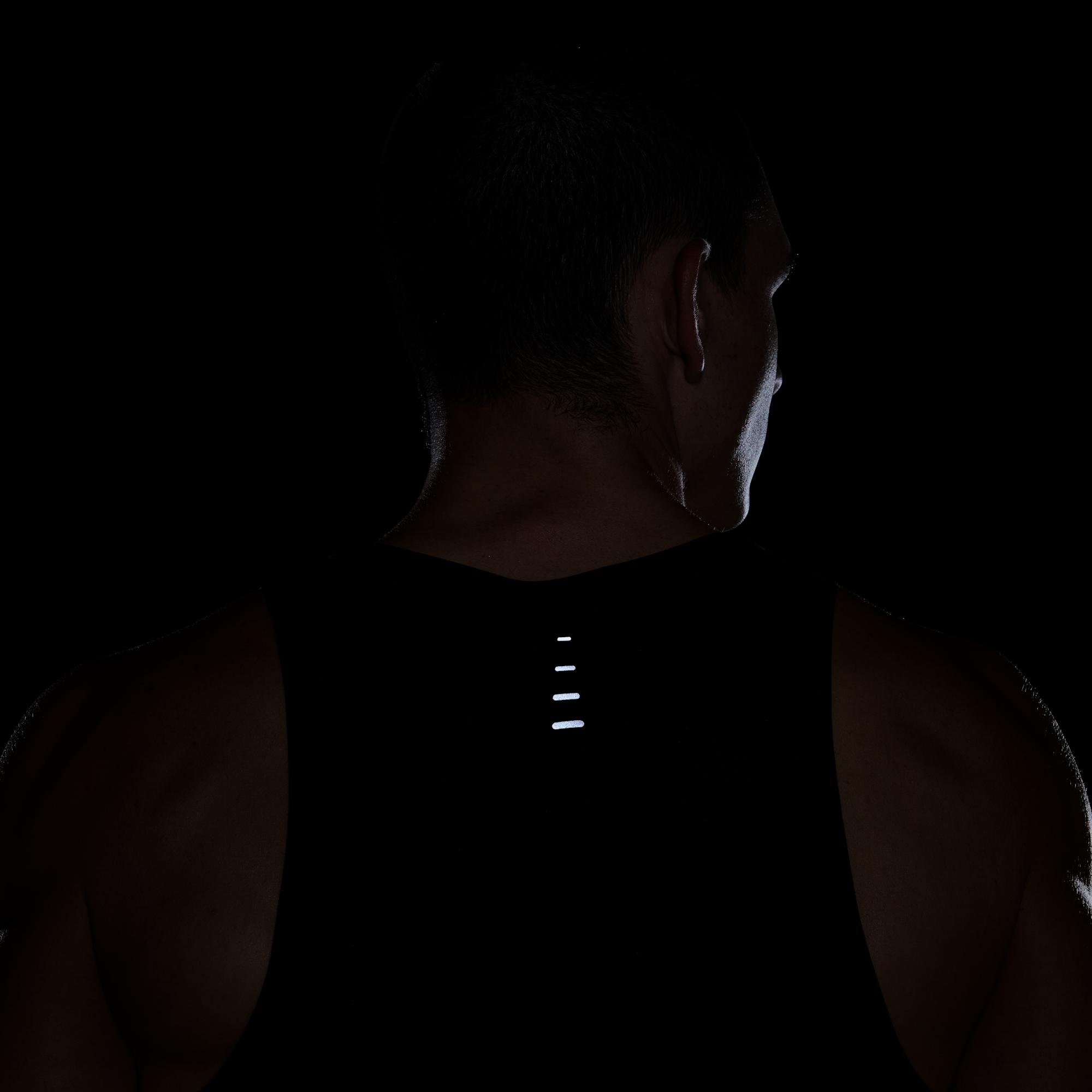 Nike Polera para correr Stride, NEGRO, hi-res