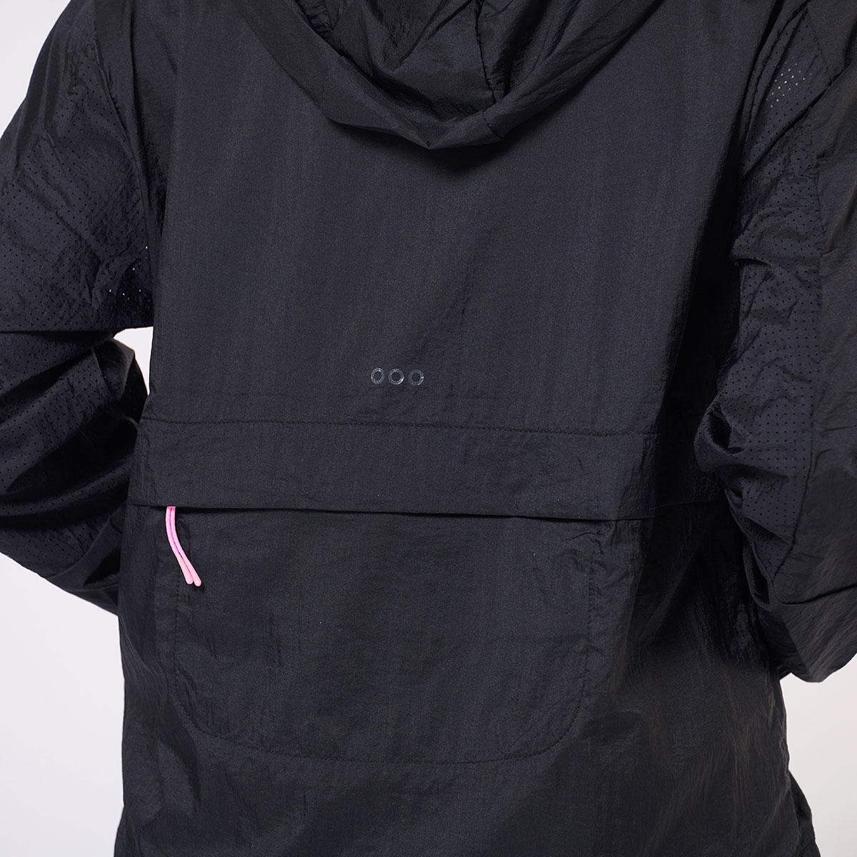 Saucony Chaqueta Elevate Packaw, NEGRO, hi-res