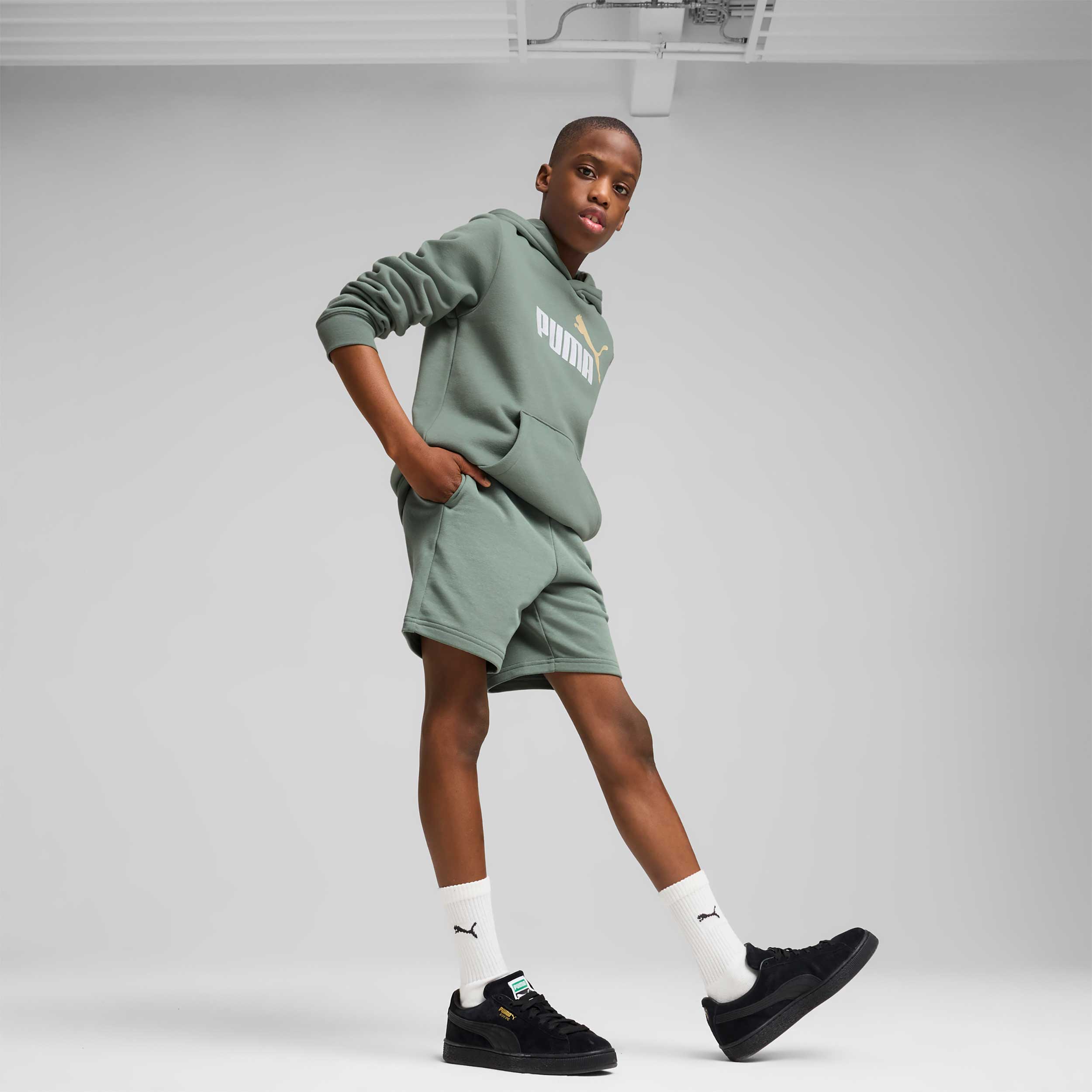 Puma Poler&oacute;n Essentials 2 Colour No. 1, VERDE, hi-res