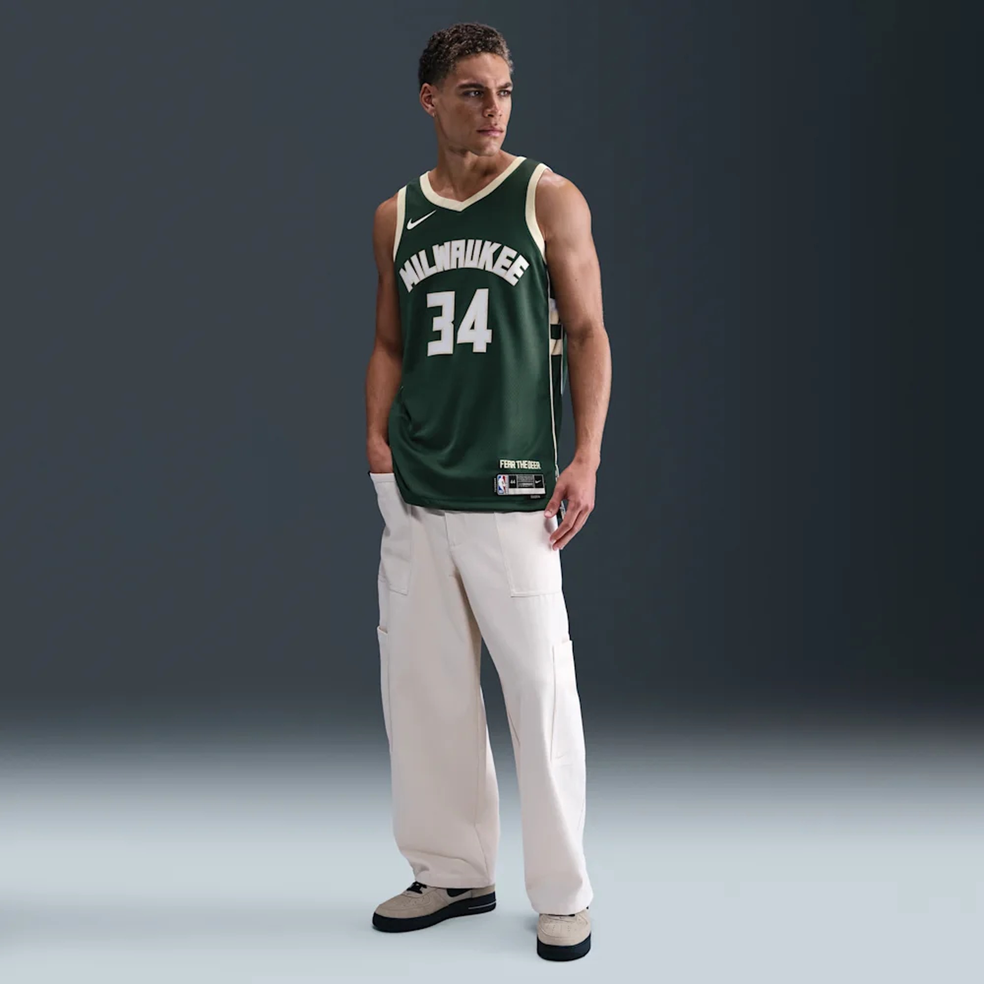 Nike Camiseta Milwaukee Bucks Icon Edition 2022/23, VERDE, hi-res