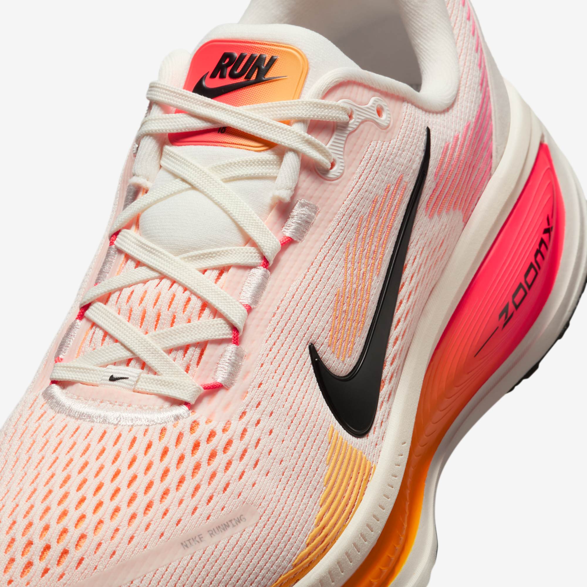 Nike Vomero 18, BLANCO, hi-res