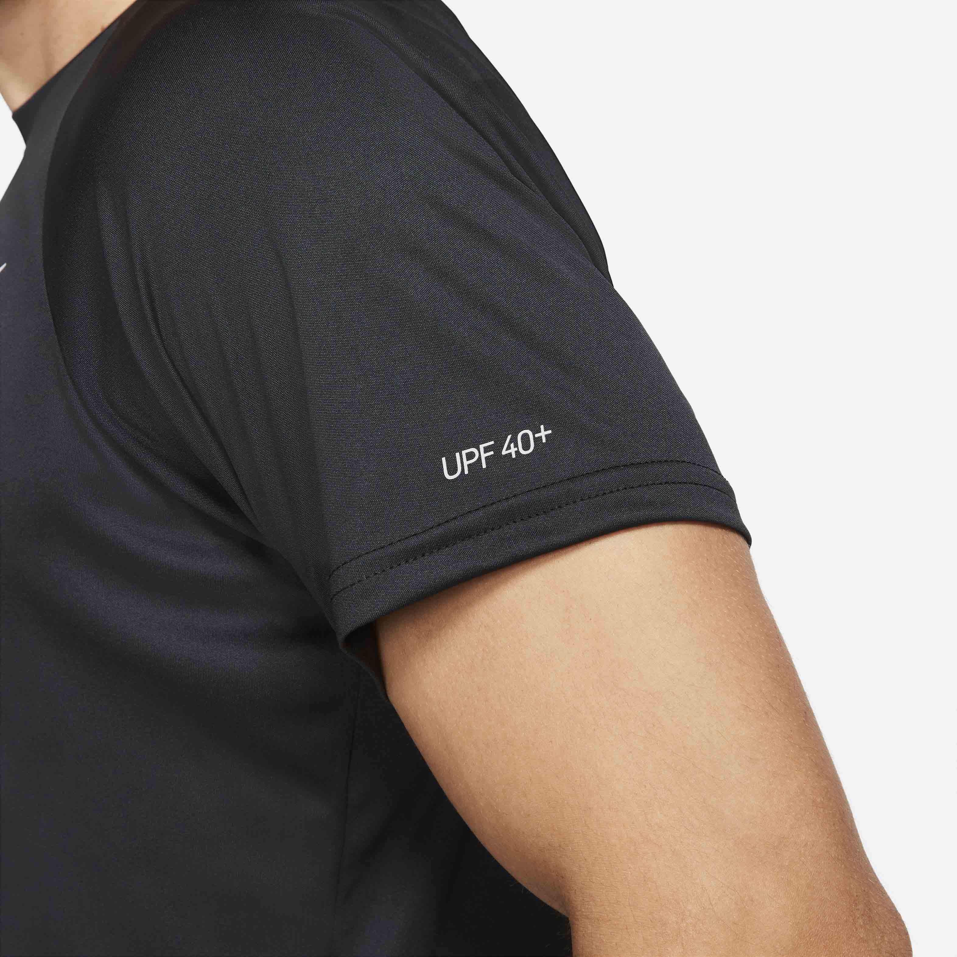 Nike Polera Hydroguard Essential, NEGRO, hi-res