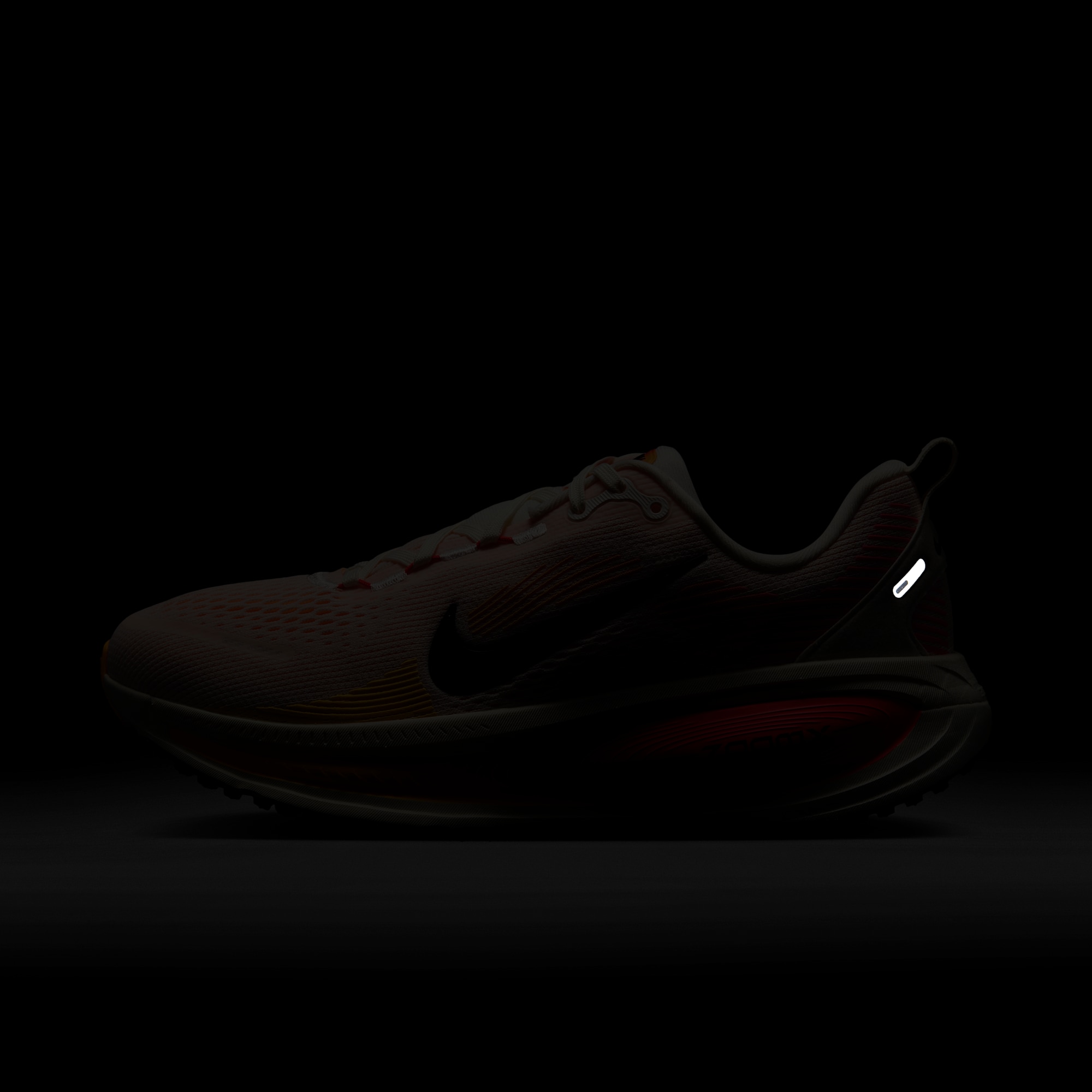 Nike Vomero 18, BLANCO, hi-res