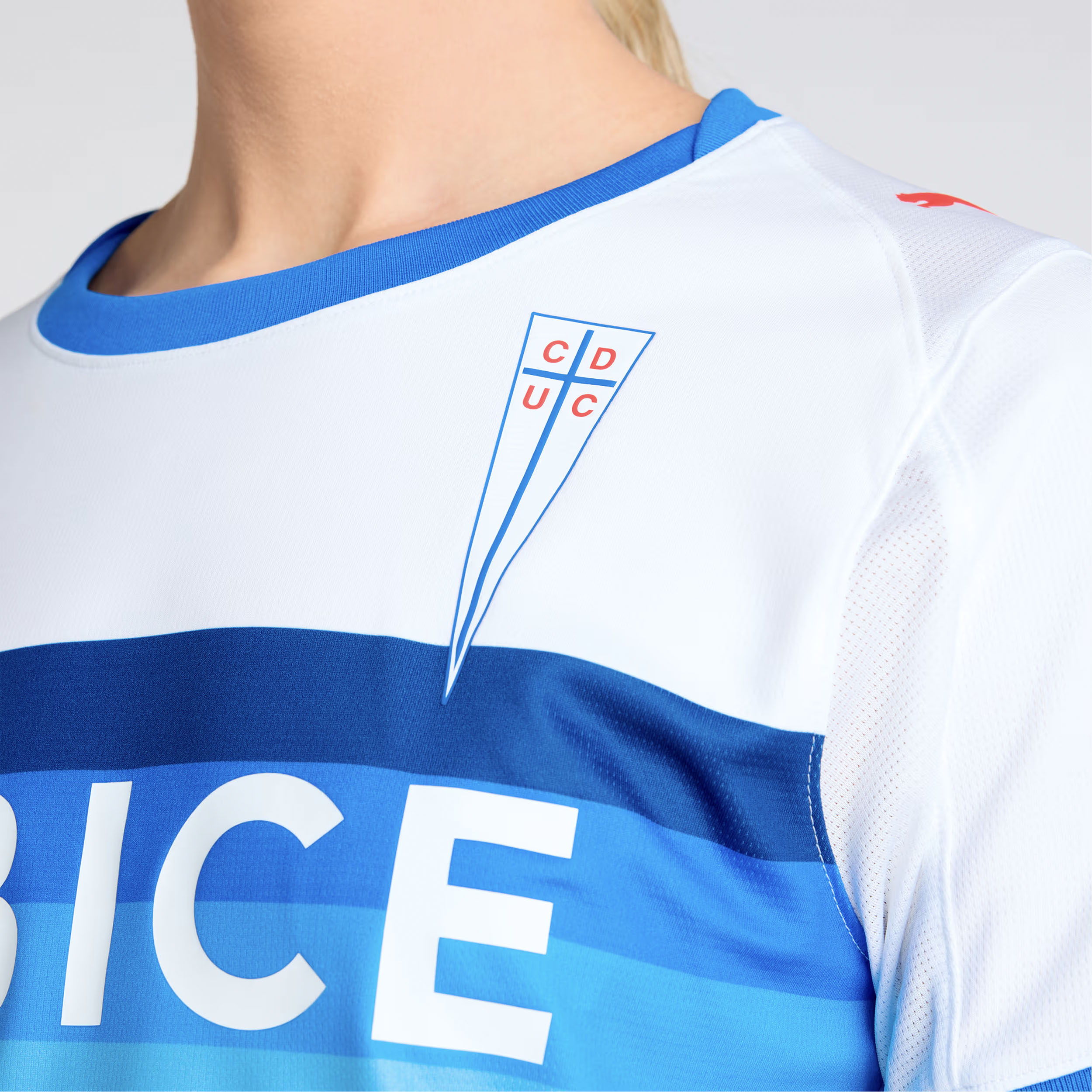 Puma Camiseta Universidad Cat&oacute;lica Local 2026 Mujer, BLANCO, hi-res
