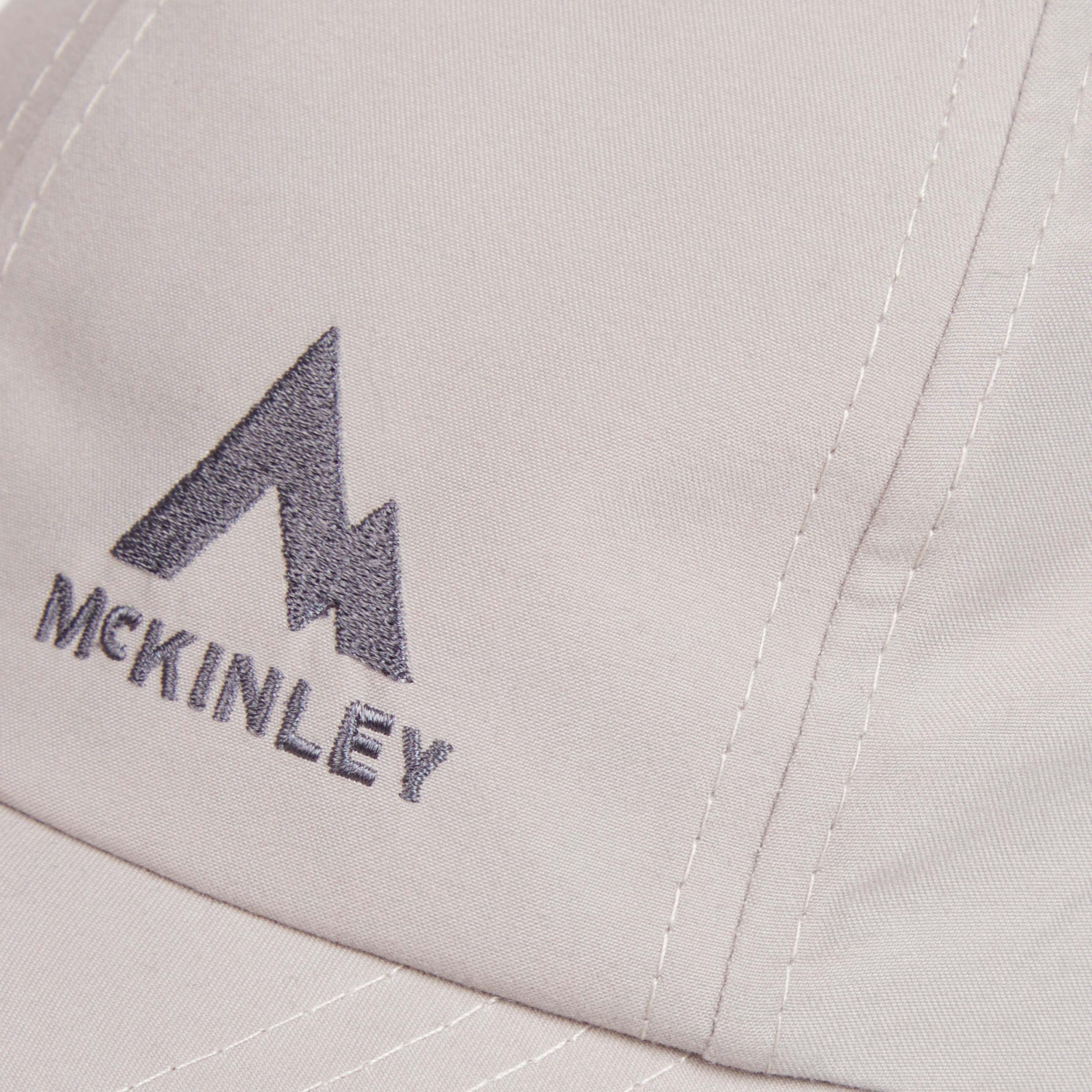 McKinley Tesslin II, GRIS, hi-res