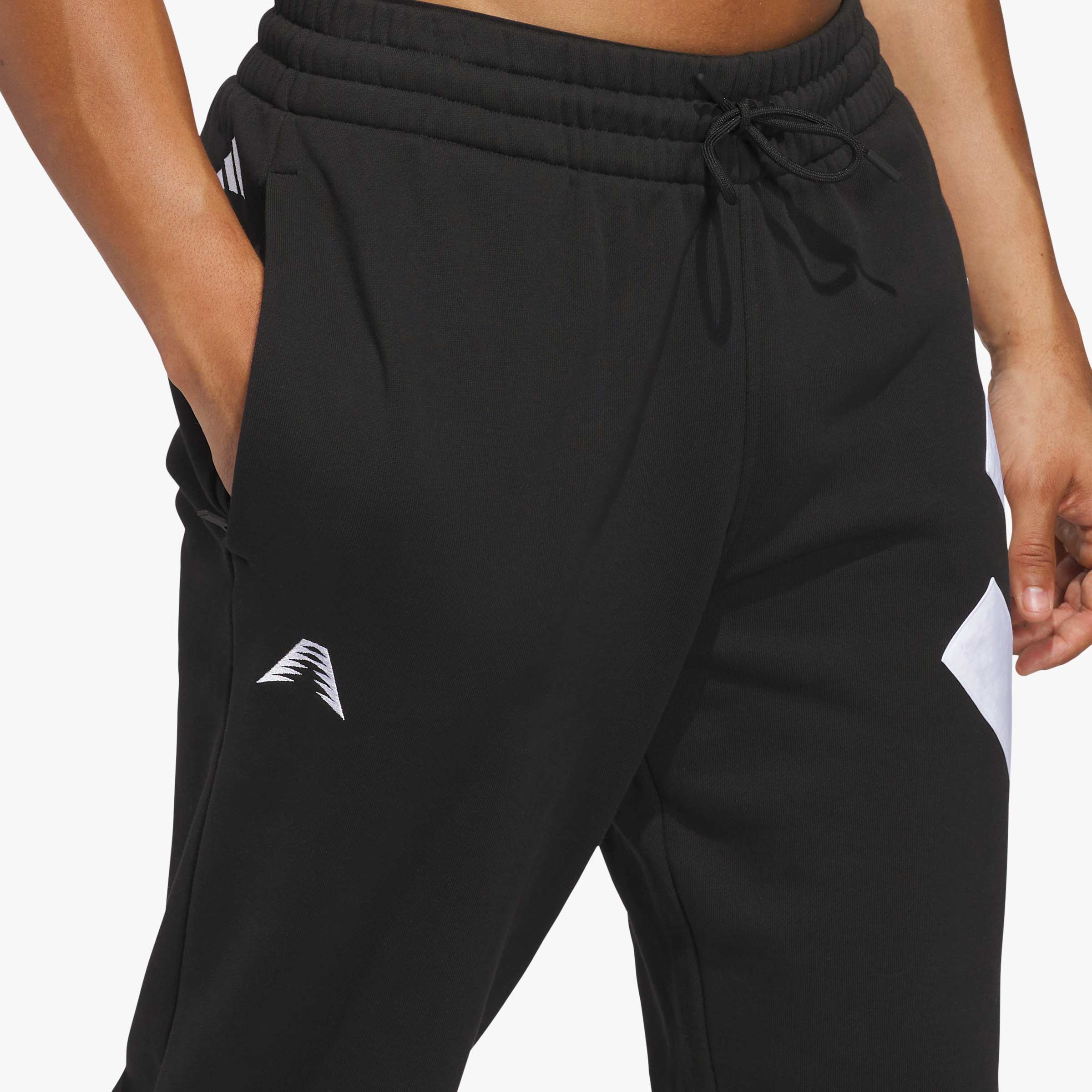 adidas Pantal&oacute;n de Felpa Anthony Edwards Foundation, NEGRO, hi-res