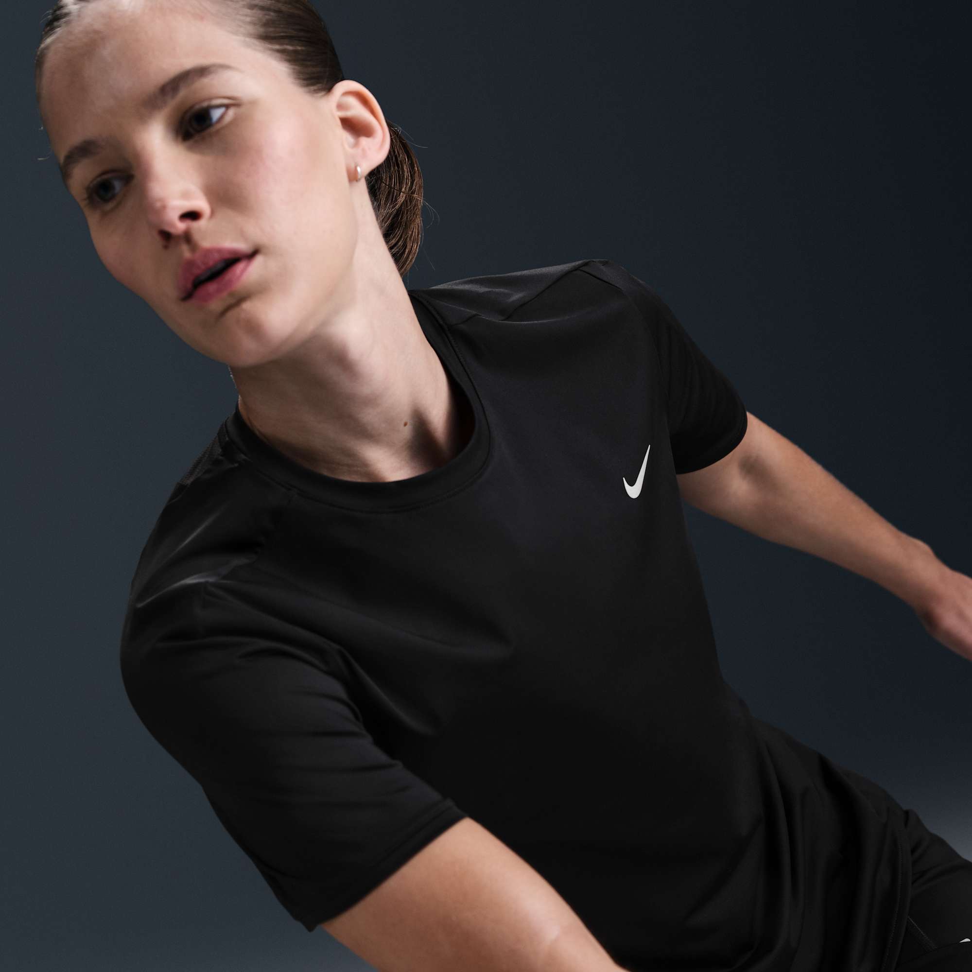 Nike Polera Swift, NEGRO, hi-res