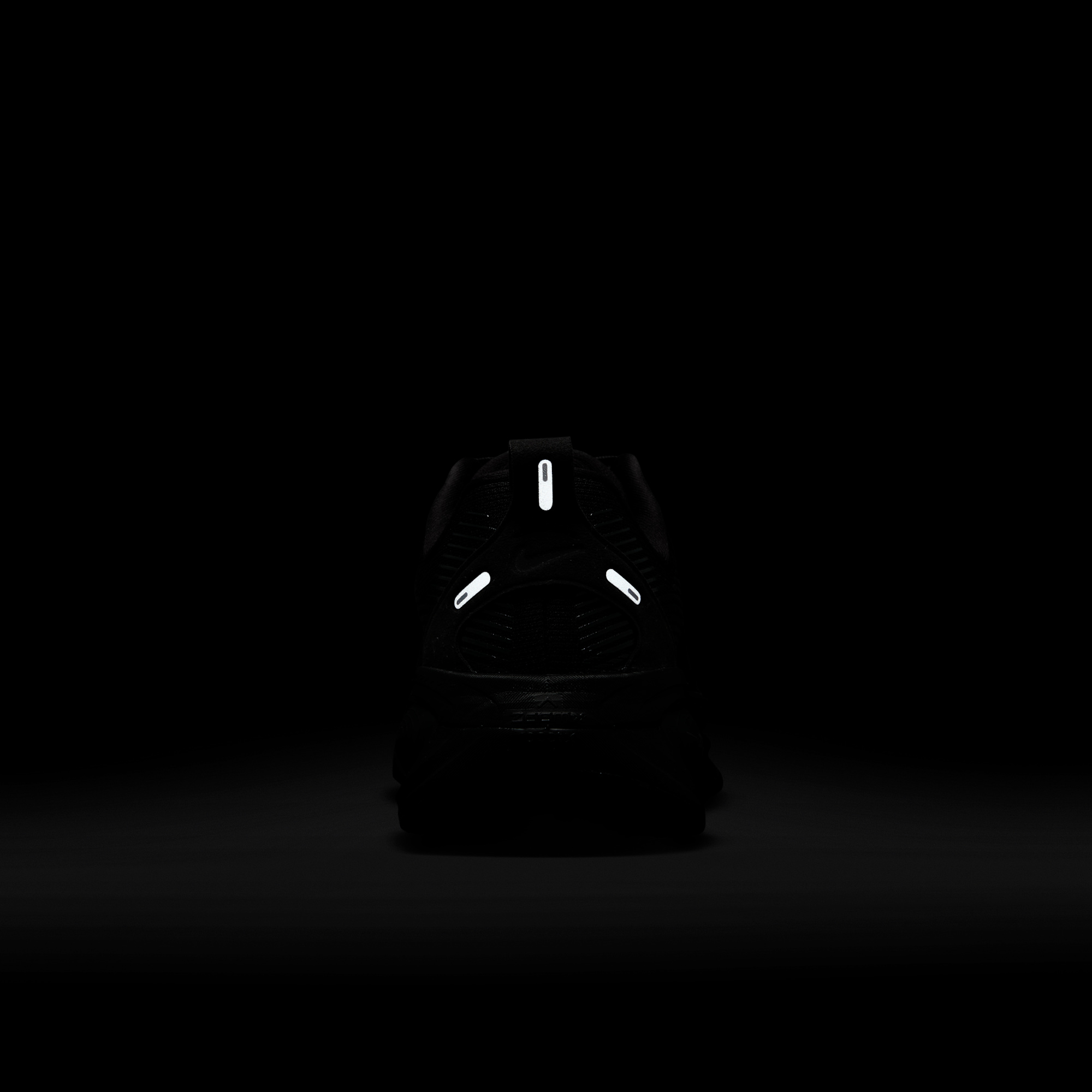 Nike Vomero 18, NEGRO, hi-res