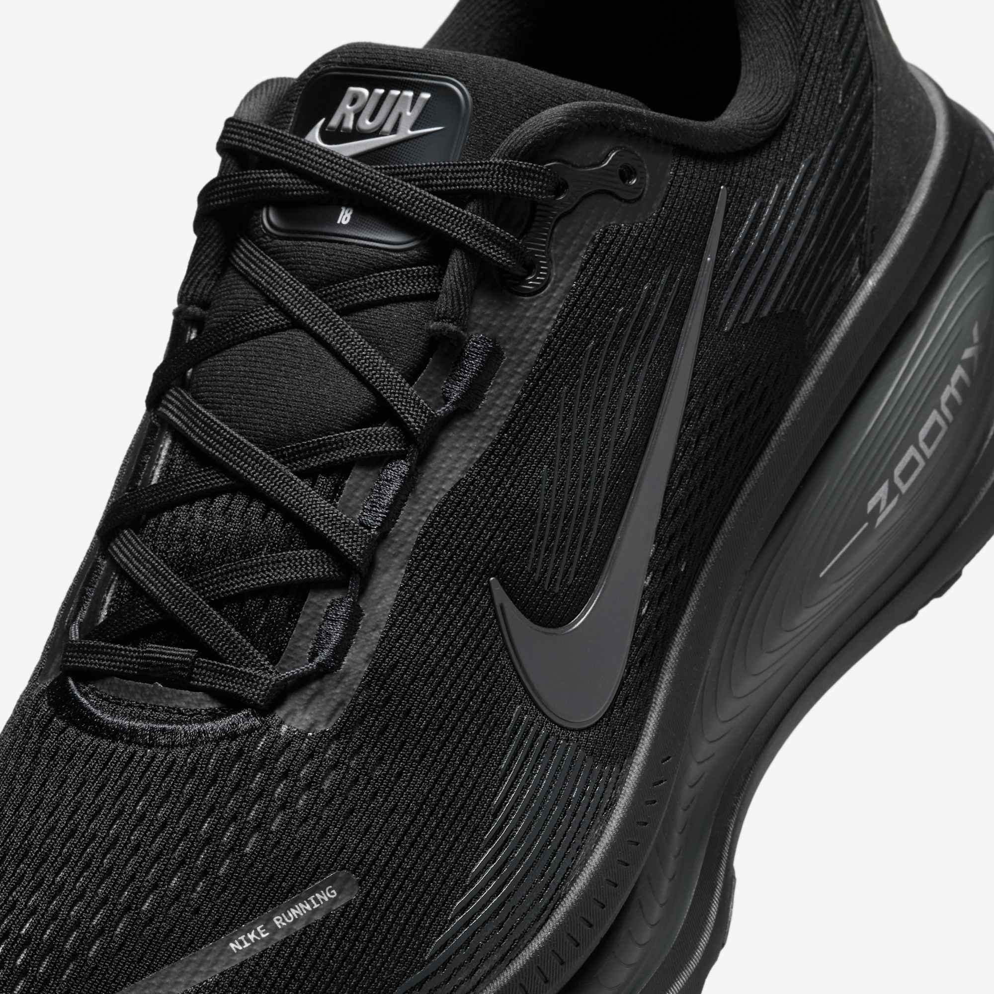Nike Zapatillas Vomero 18, NEGRO, hi-res