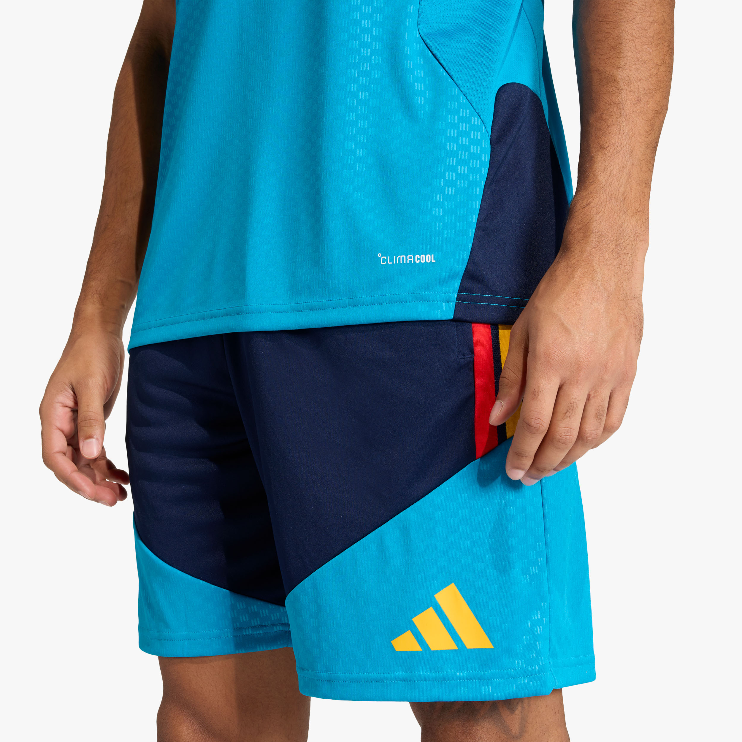 adidas Camiseta de entrenamiento España 26 Tiro, AZUL, hi-res