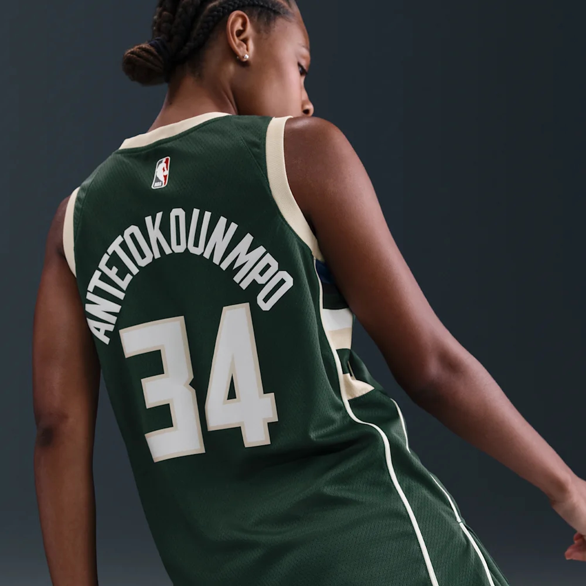 Nike Camiseta Milwaukee Bucks Icon Edition 2022/23, VERDE, hi-res