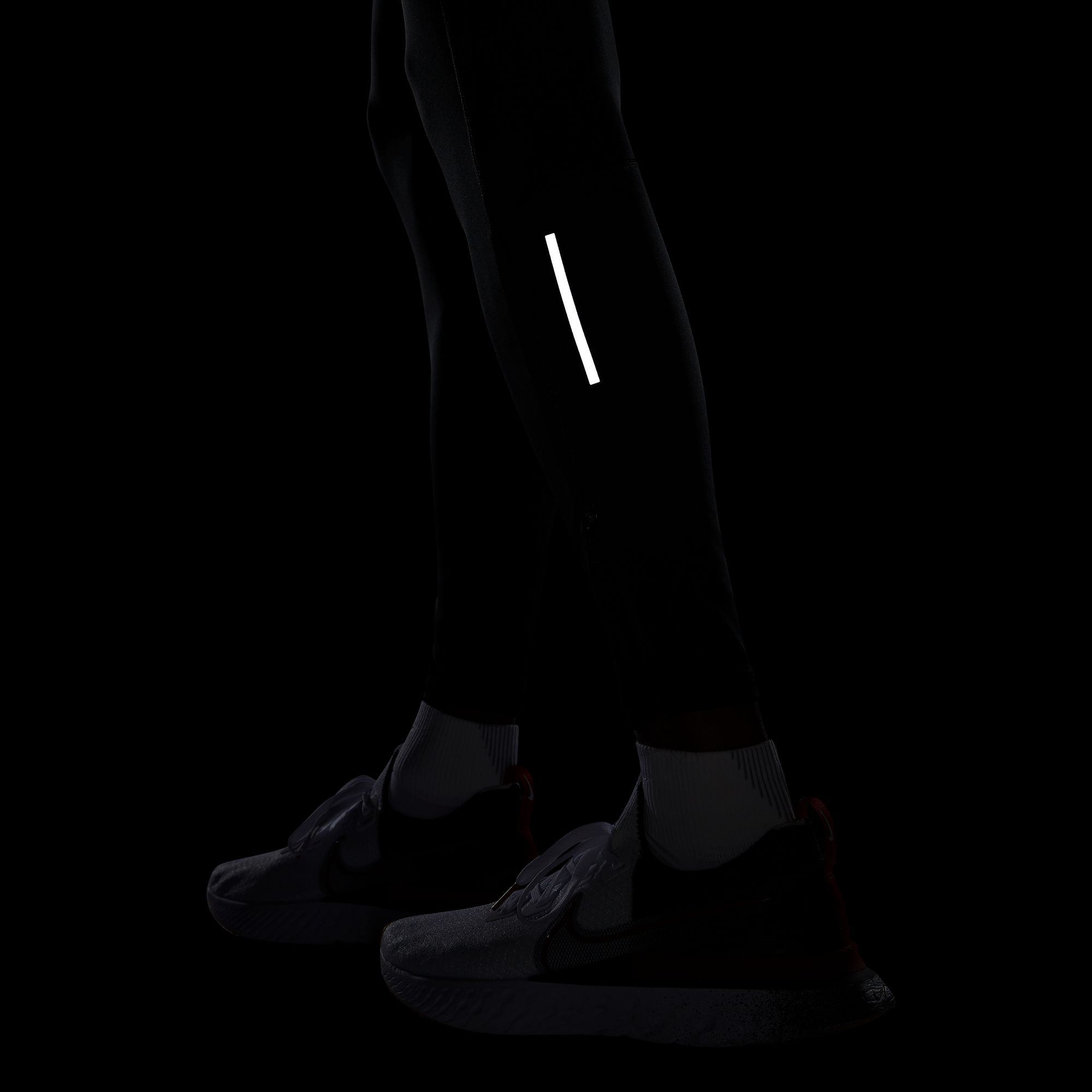 Nike Dri-FIT Challenger, NEGRO, hi-res