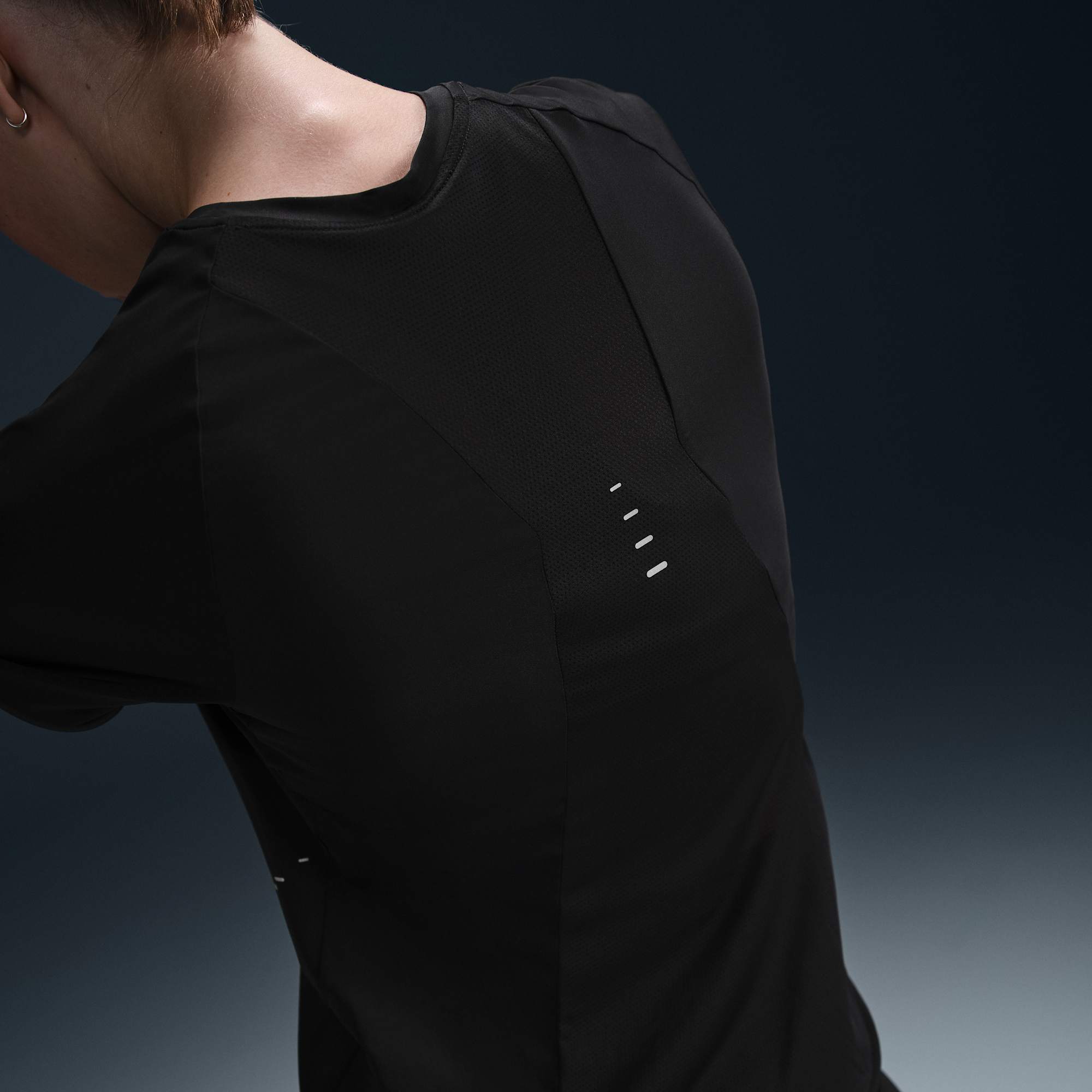 Nike Polera Swift, NEGRO, hi-res