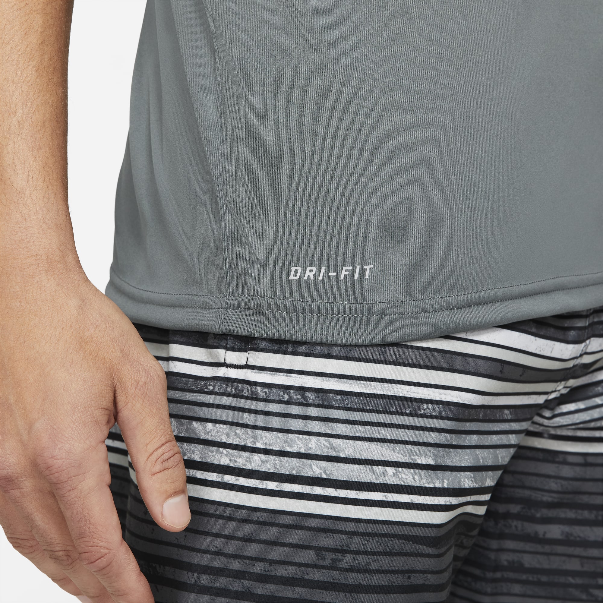 Nike Polera Essential Hydroguard, BLANCO, hi-res