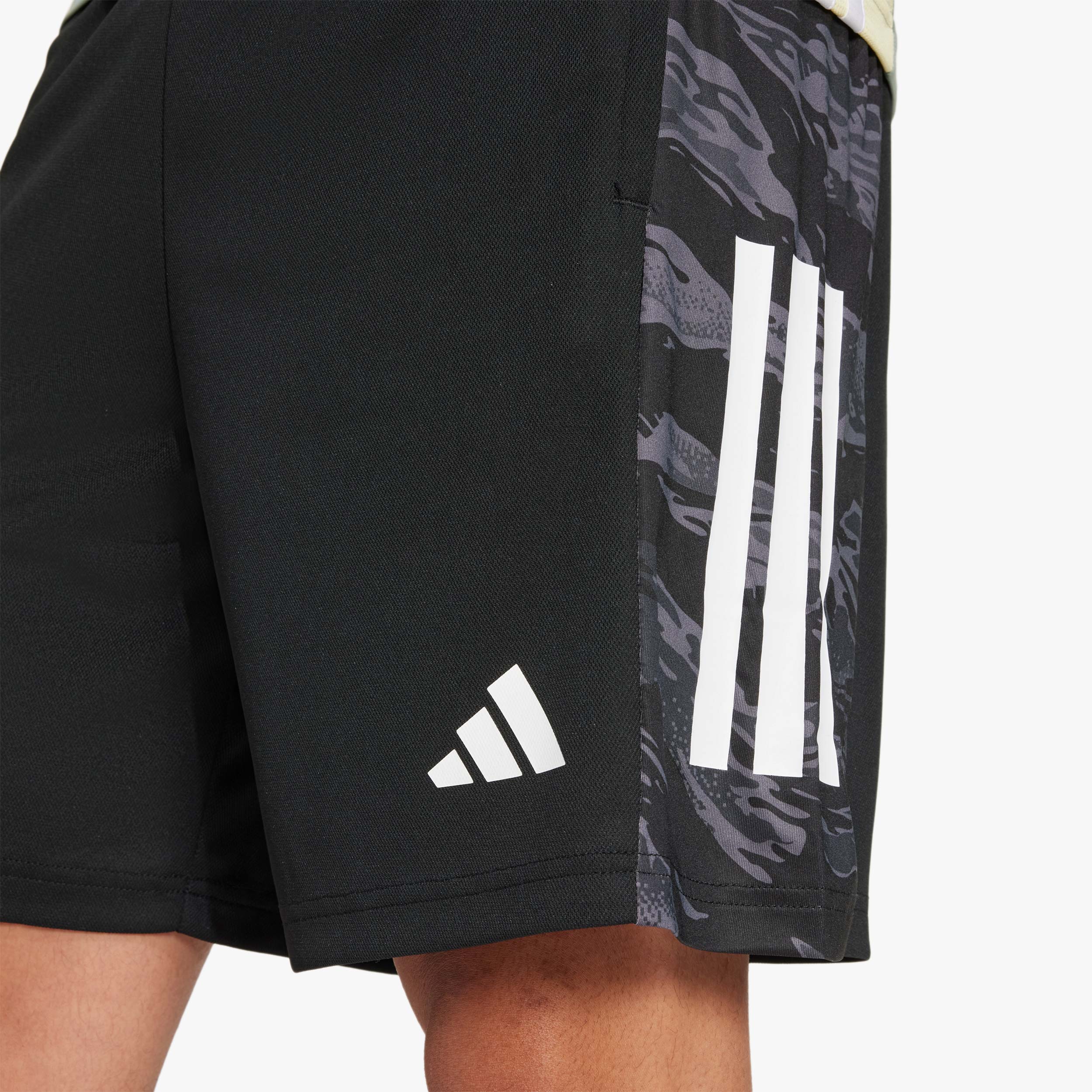 adidas Shorts Train Essentials 3 Tiras Camo, NEGRO, hi-res