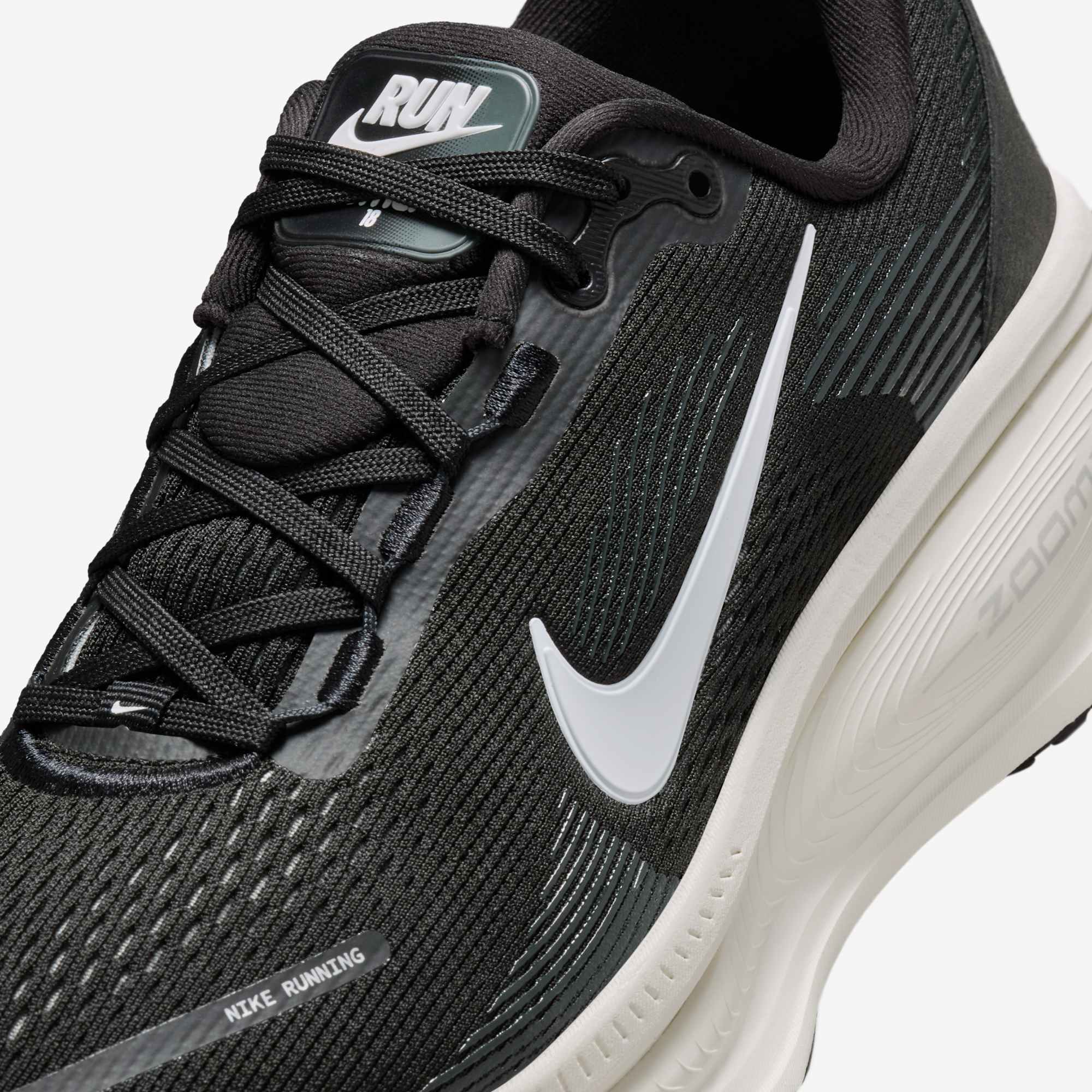 Nike Zapatillas Vomero 18, NEGRO, hi-res