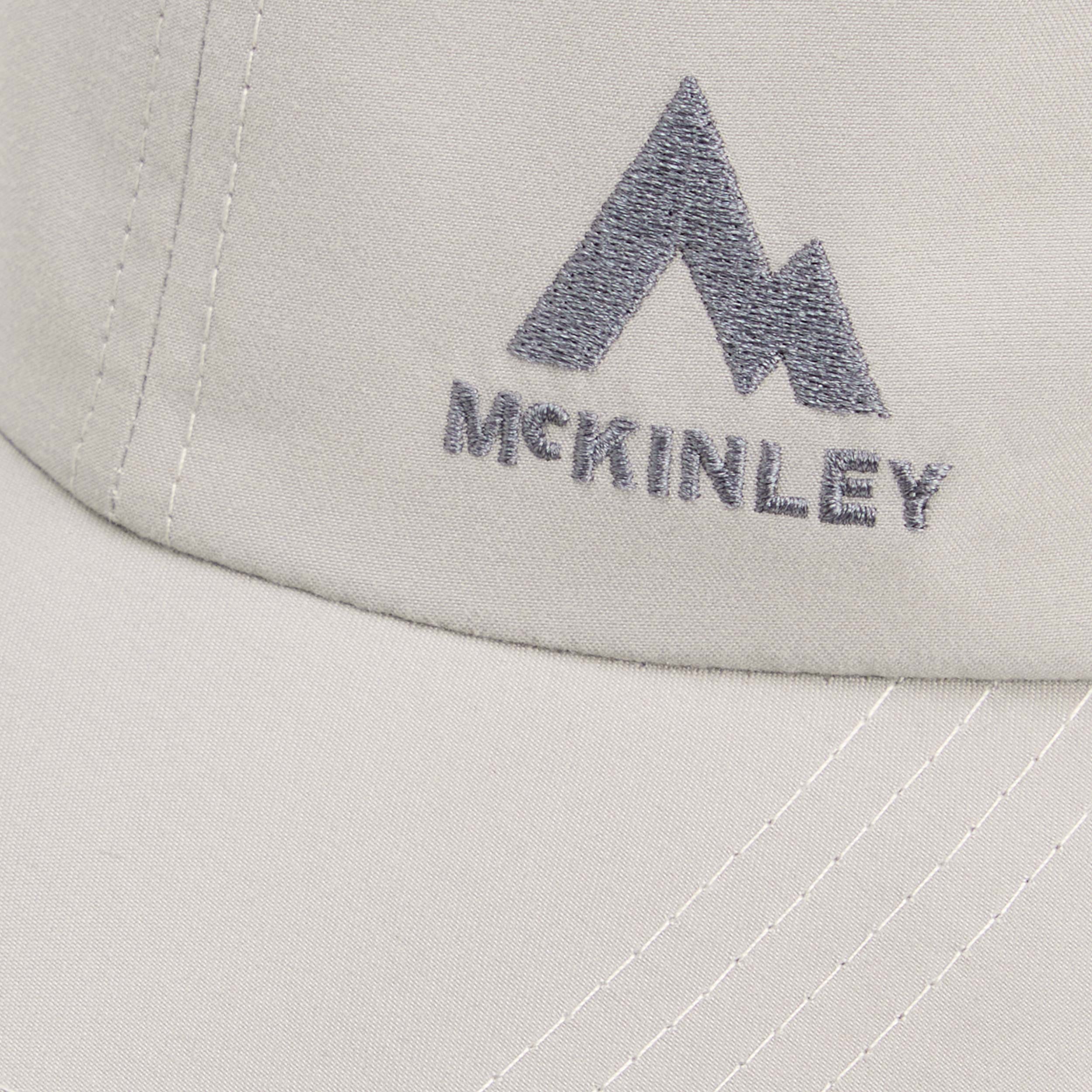 McKinley Tesslin II, GRIS, hi-res