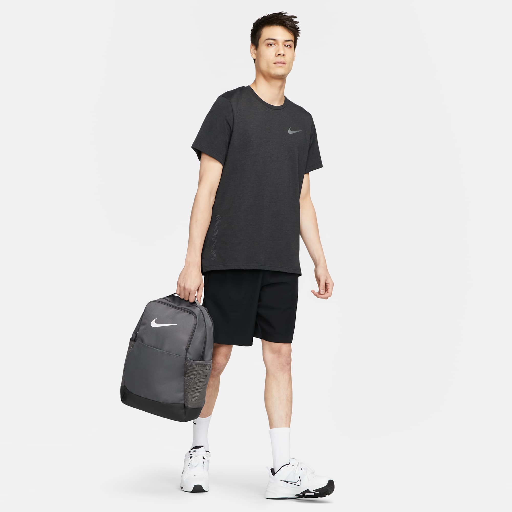 Nike Mochila Brasilia 9.5, NEGRO, hi-res