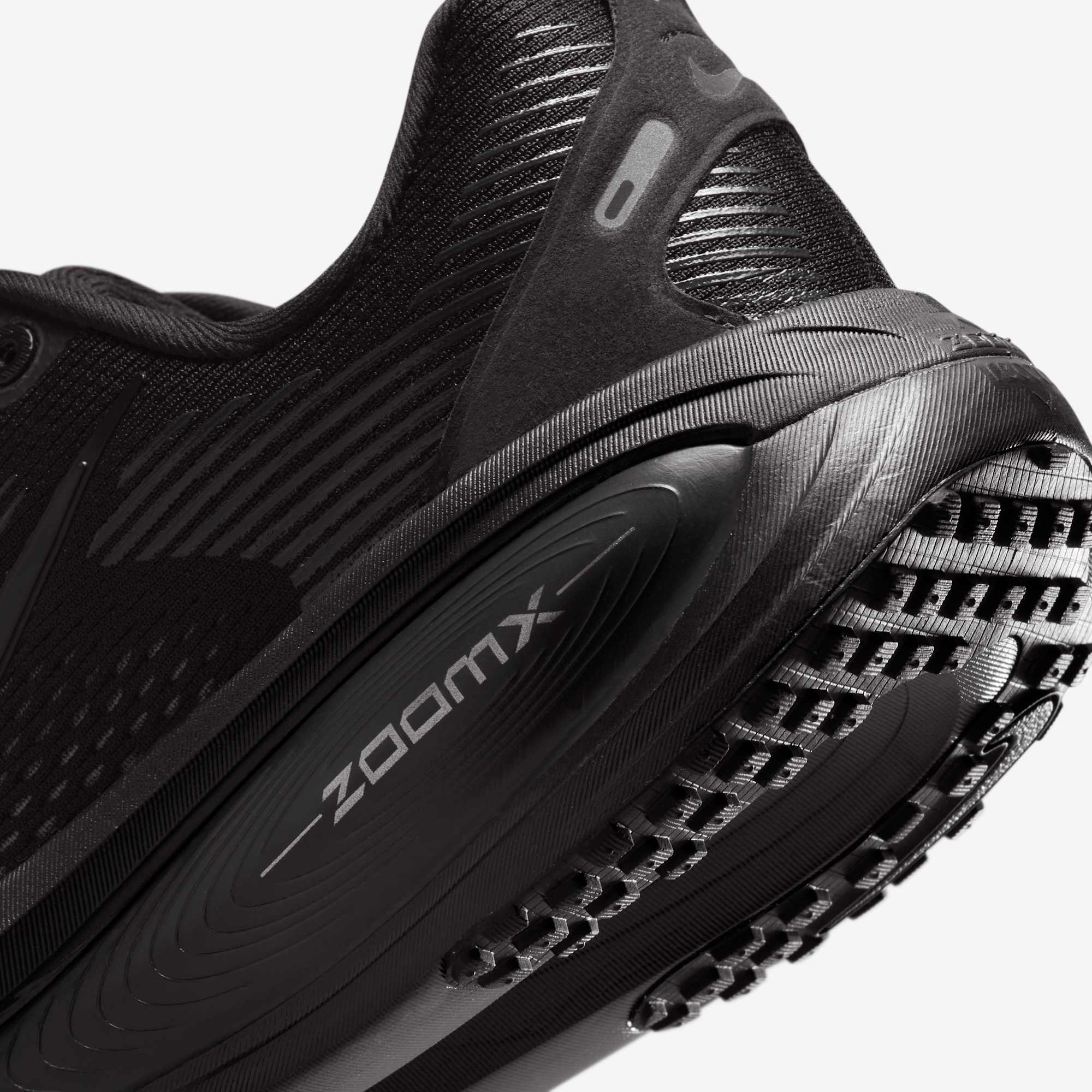Nike Vomero 18, NEGRO, hi-res